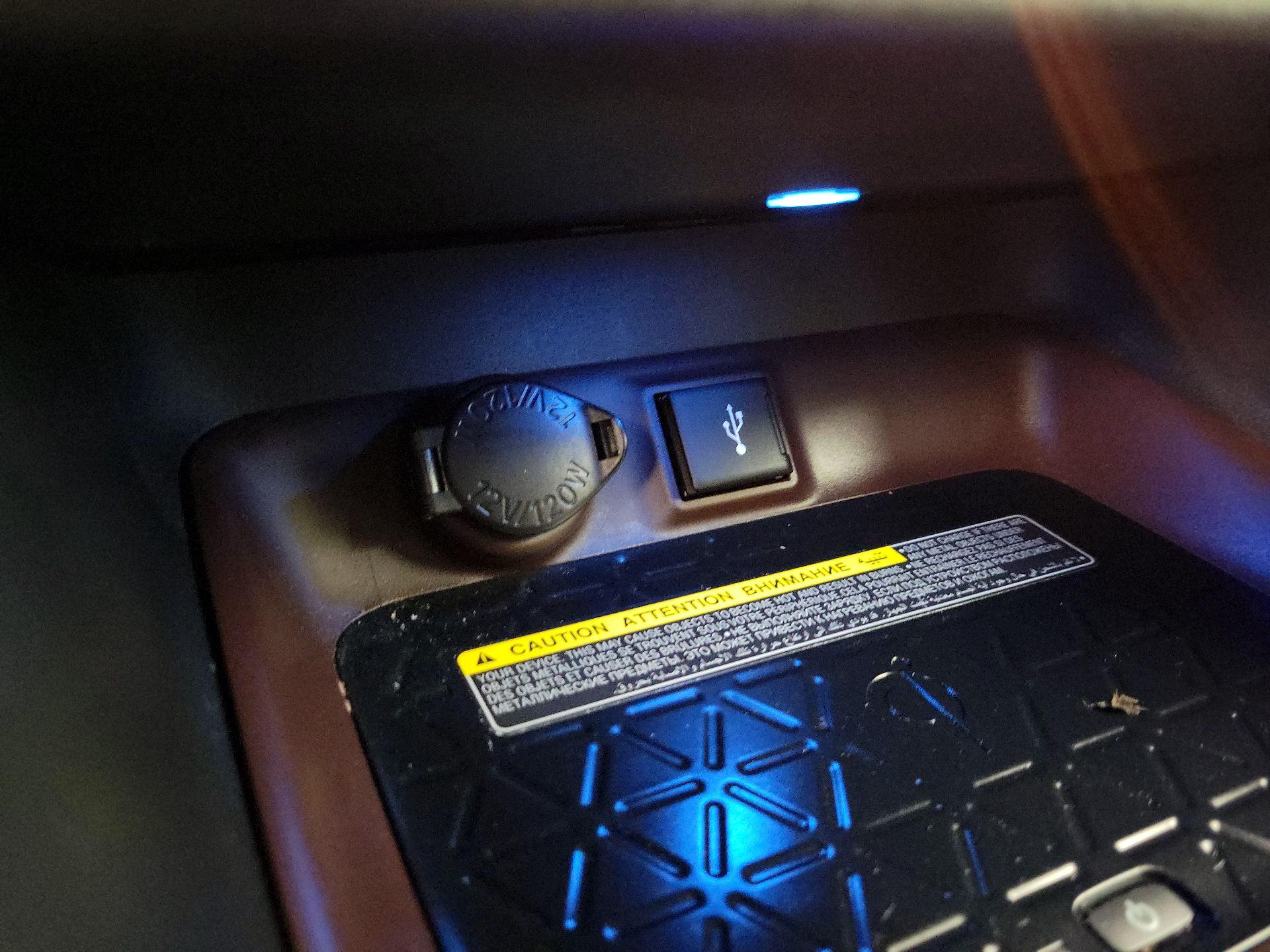 Thumbnail: 2021 Toyota RAV4 - 19