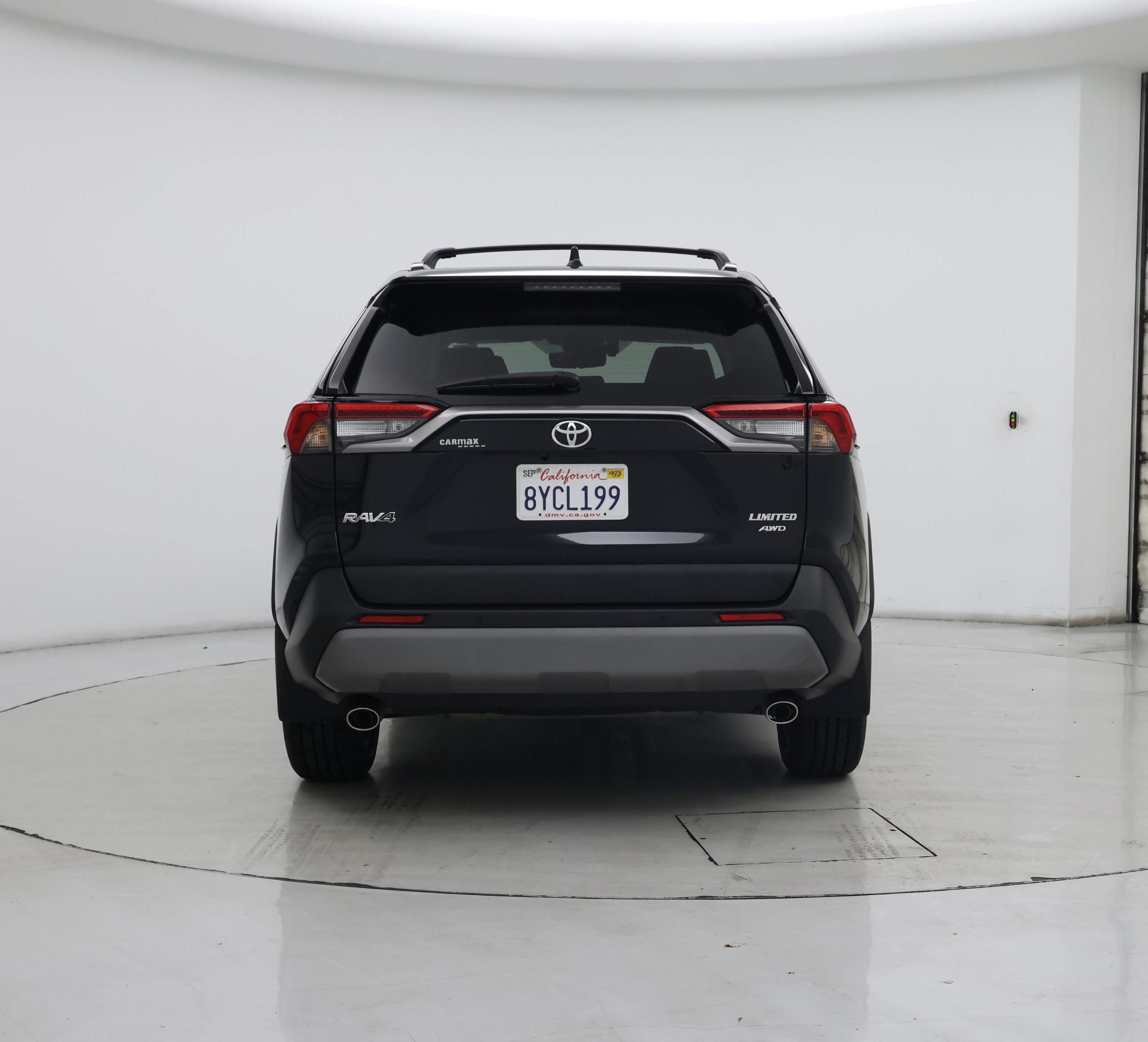 Thumbnail: 2021 Toyota RAV4 - 6