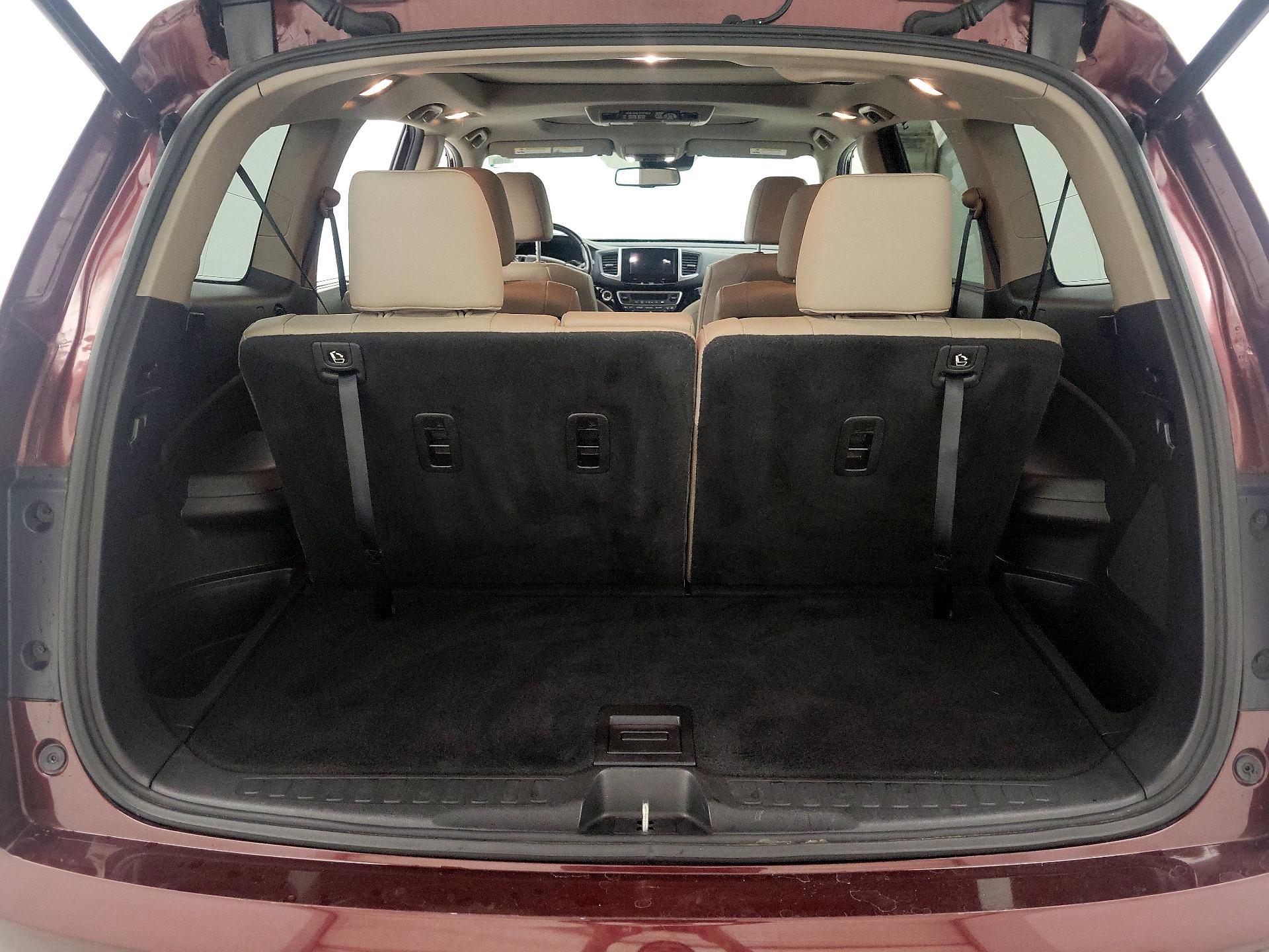 Thumbnail: 2018 Honda Pilot - 20