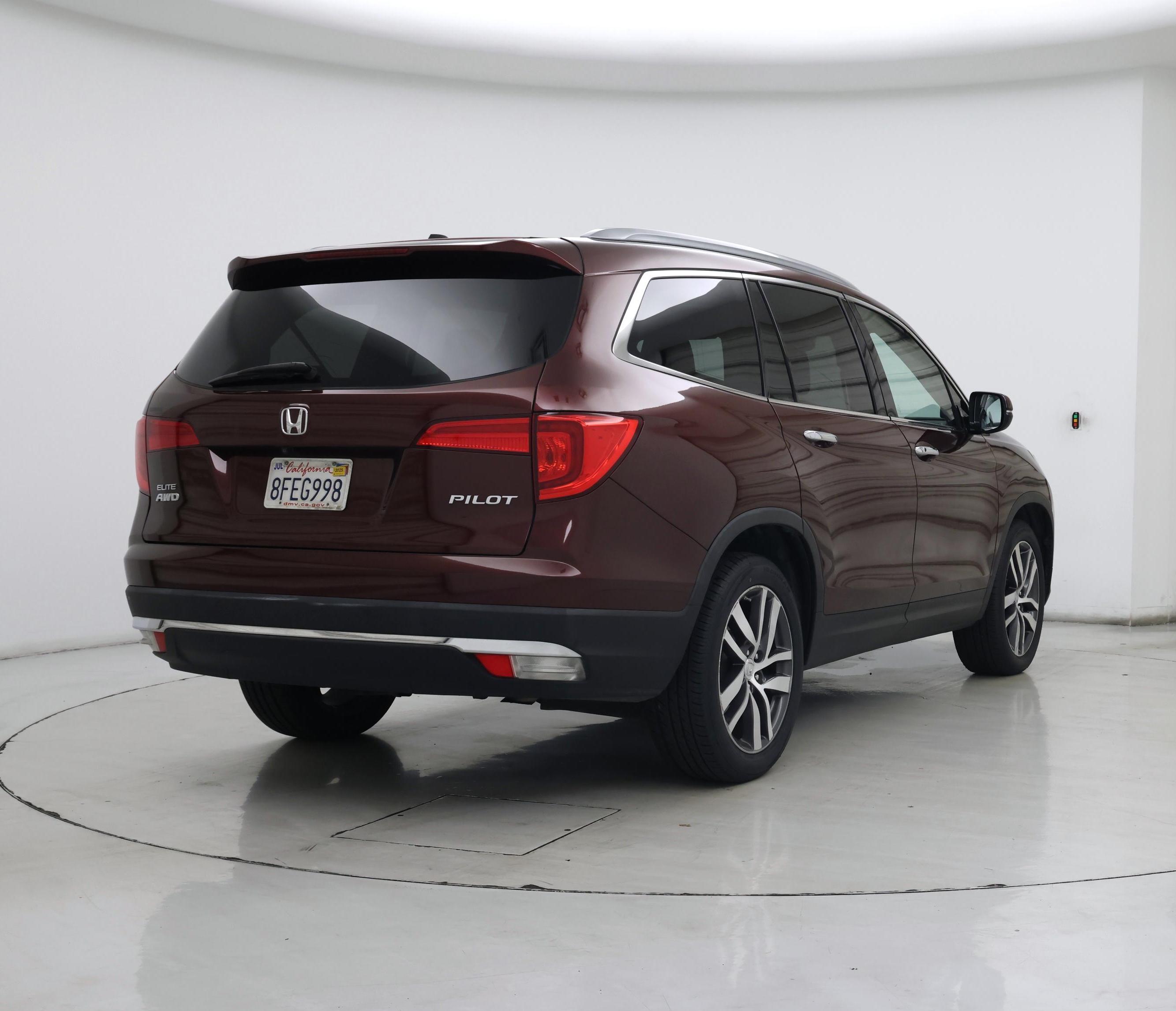 Thumbnail: 2018 Honda Pilot - 8