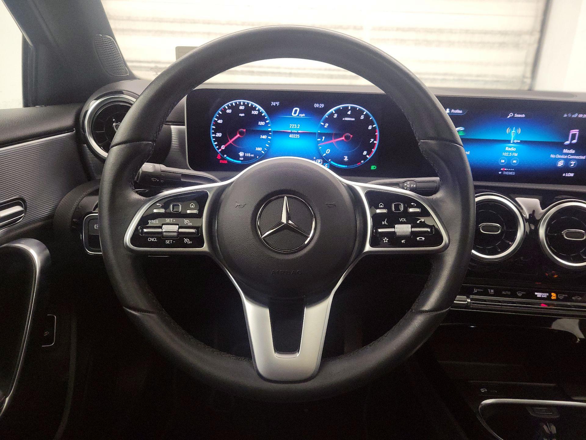 Thumbnail: 2020 Mercedes-Benz A-Class - 10
