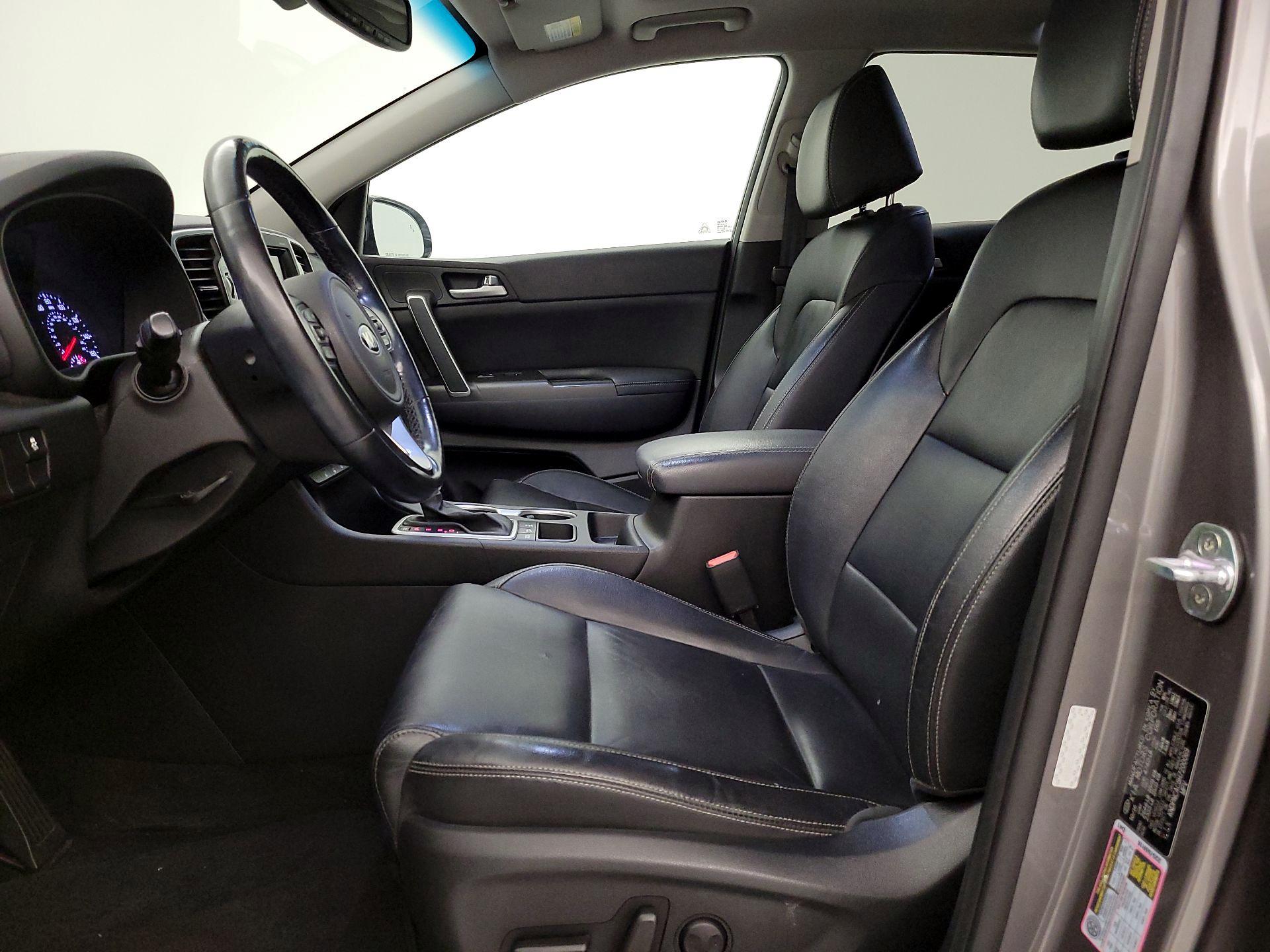 Thumbnail: 2017 Kia Sportage - 11