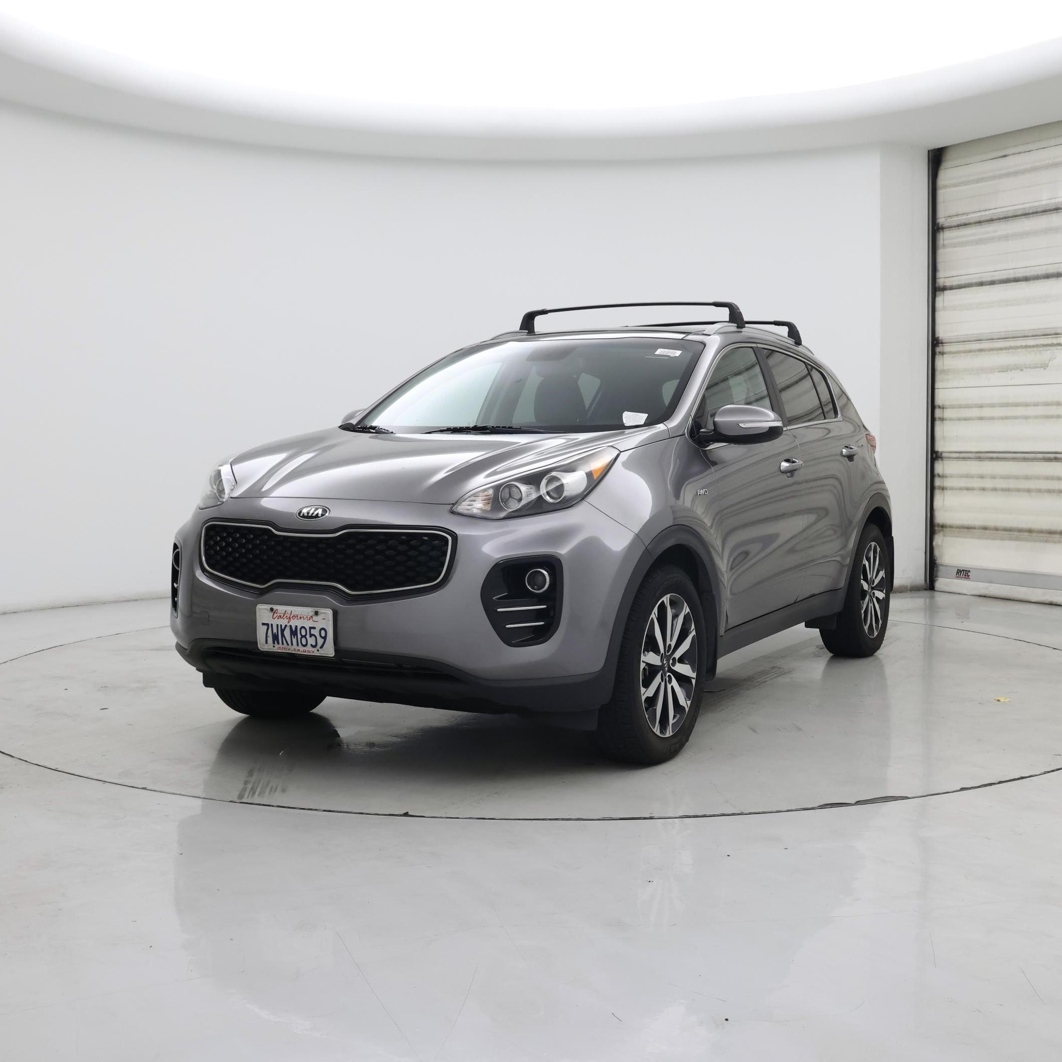 Thumbnail: 2017 Kia Sportage - 4