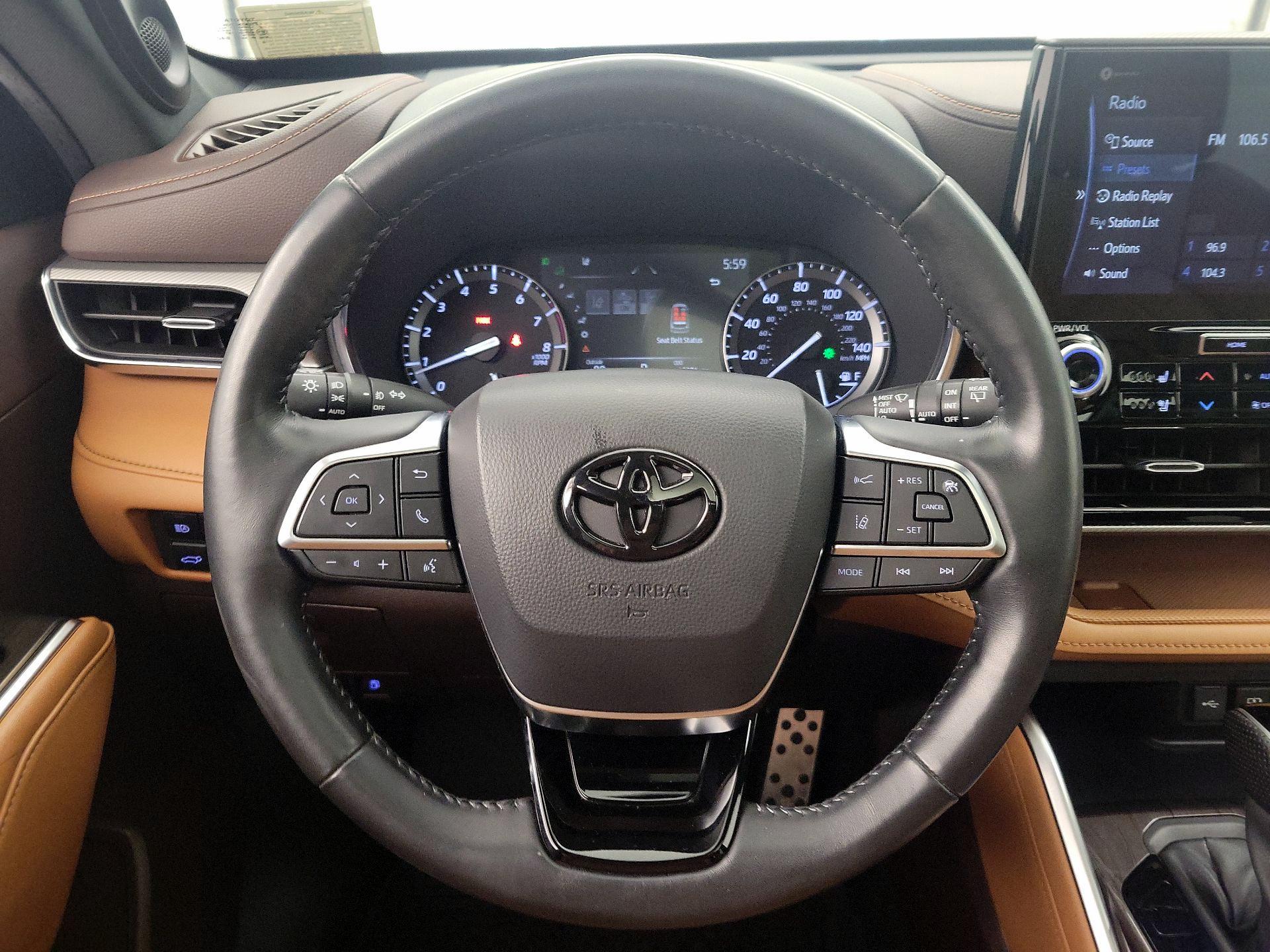 Thumbnail: 2020 Toyota Highlander - 10