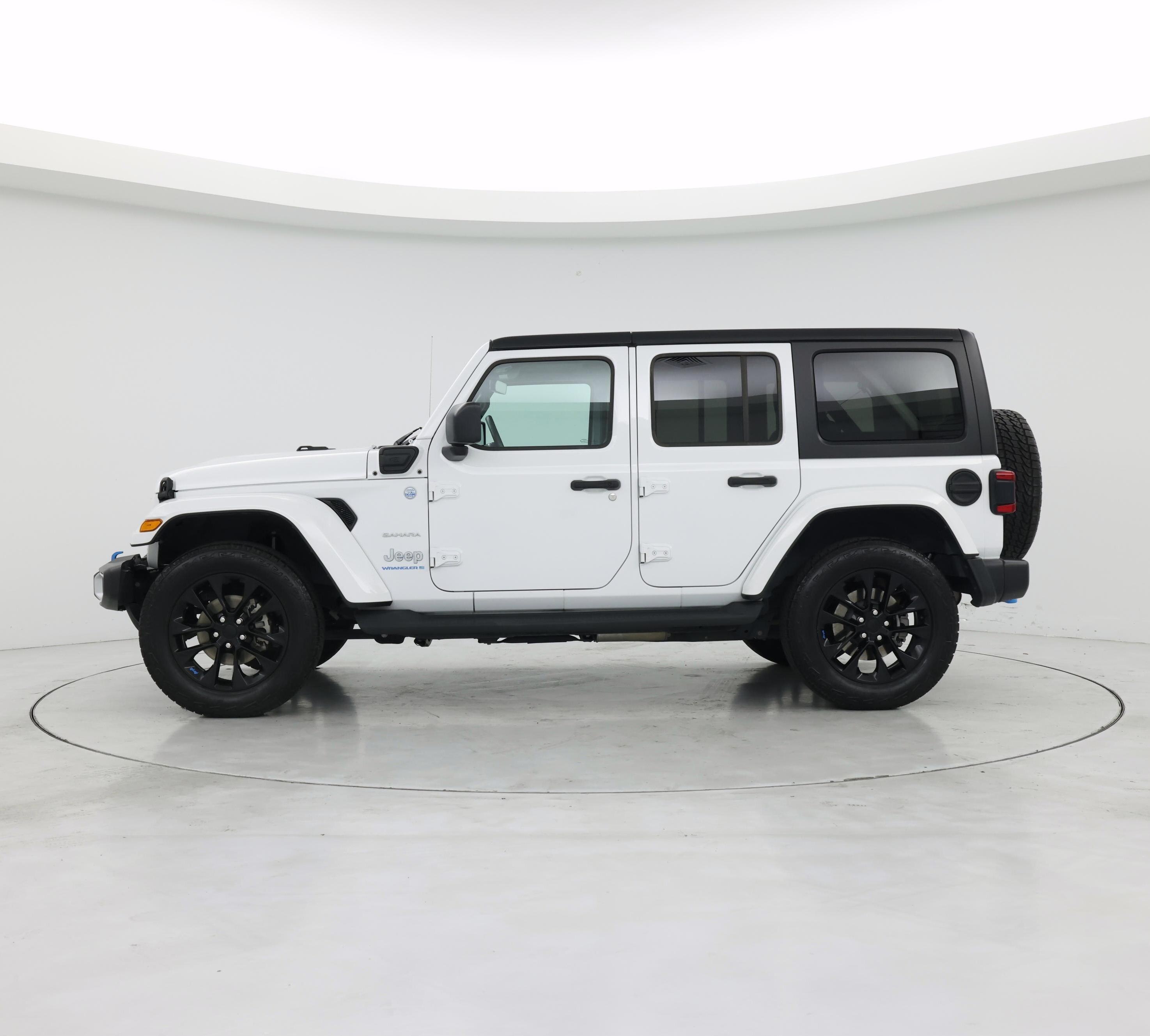 Thumbnail: 2023 Jeep Wrangler - 3