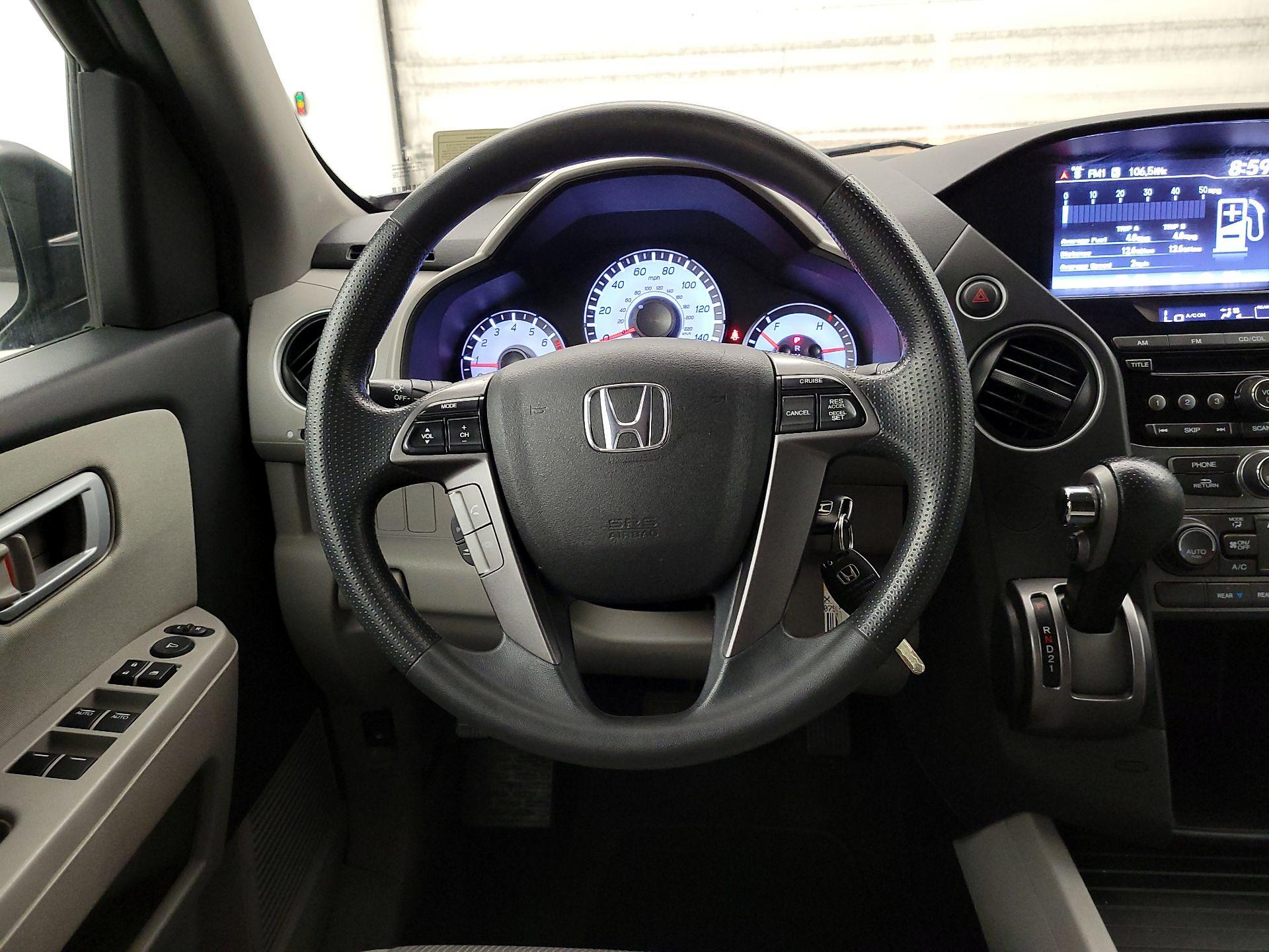 Thumbnail: 2015 Honda Pilot - 10