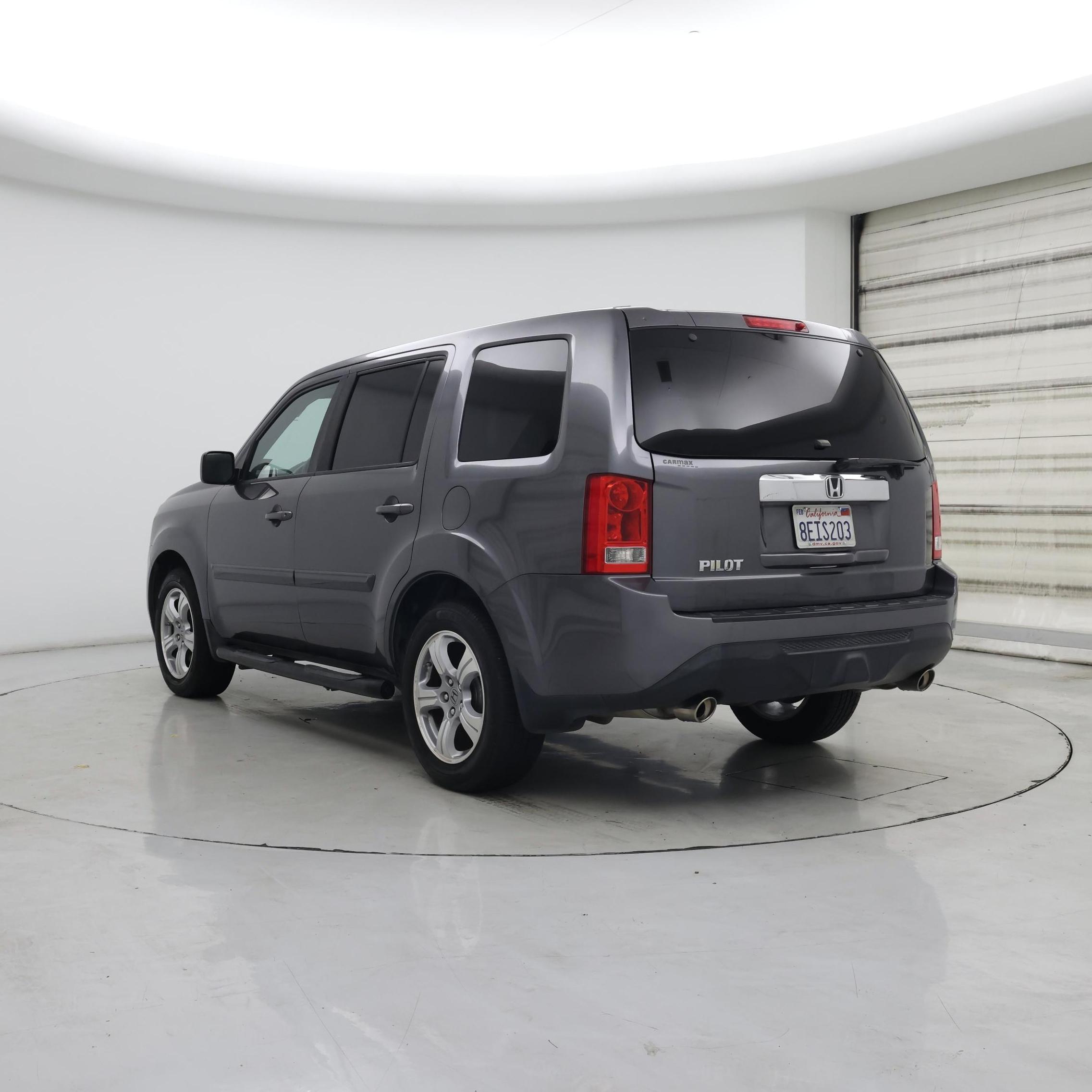 Thumbnail: 2015 Honda Pilot - 2