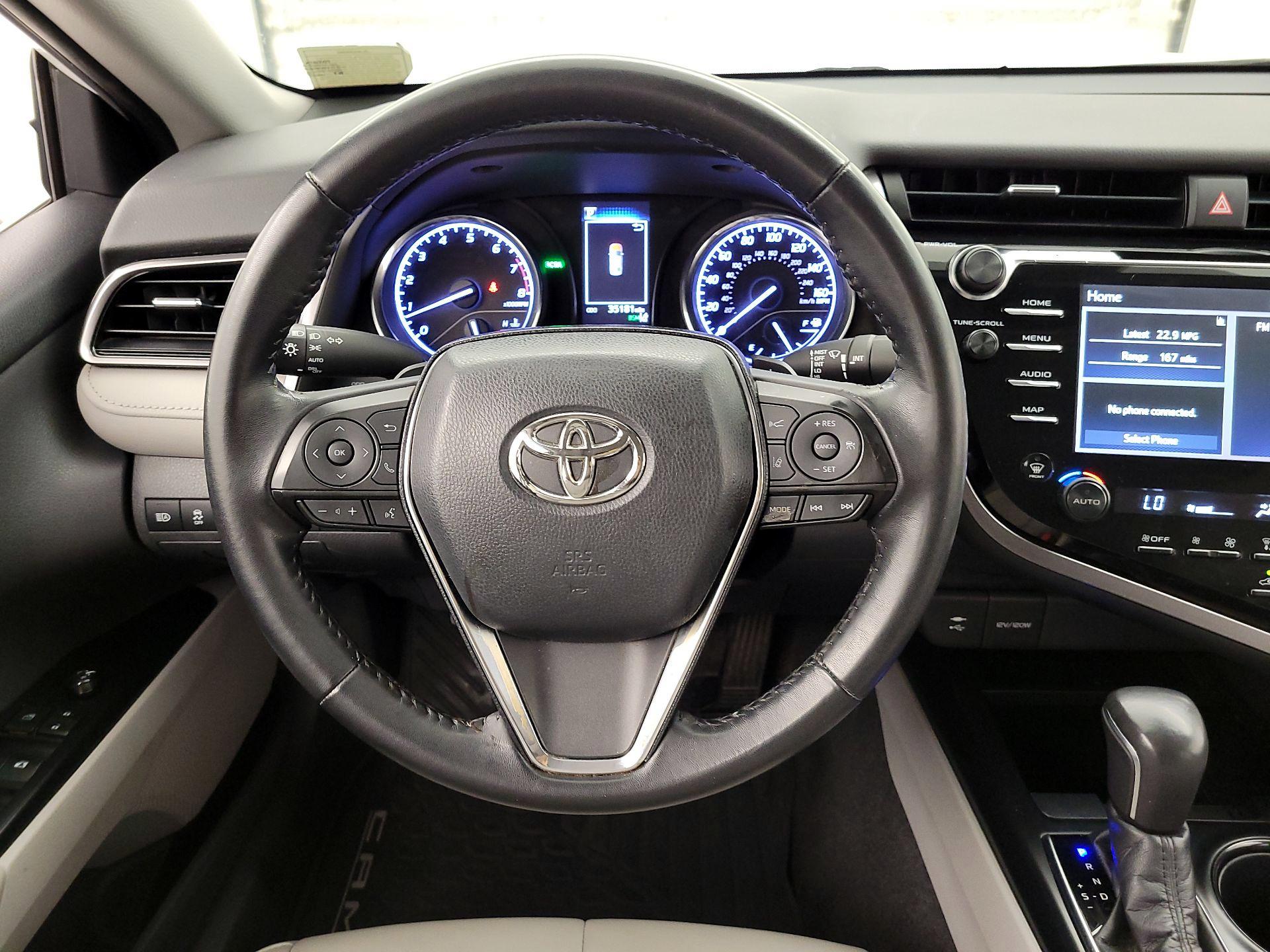 Thumbnail: 2019 Toyota Camry - 10
