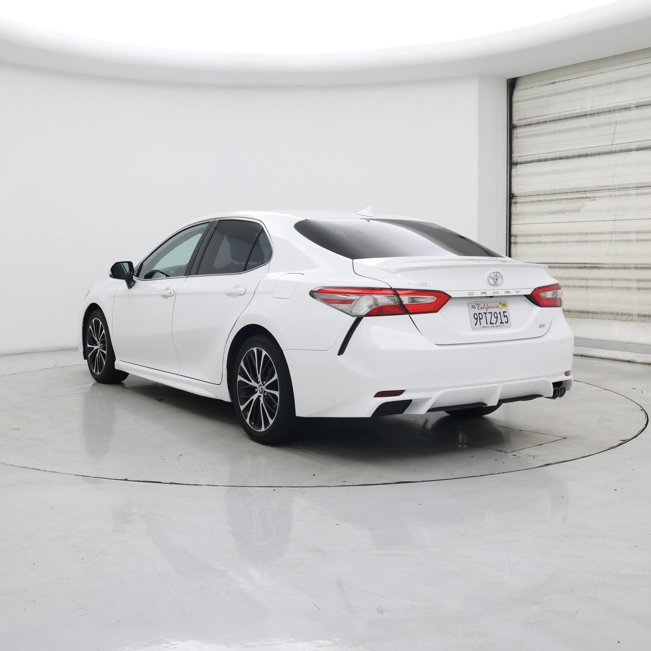 Thumbnail: 2019 Toyota Camry - 2