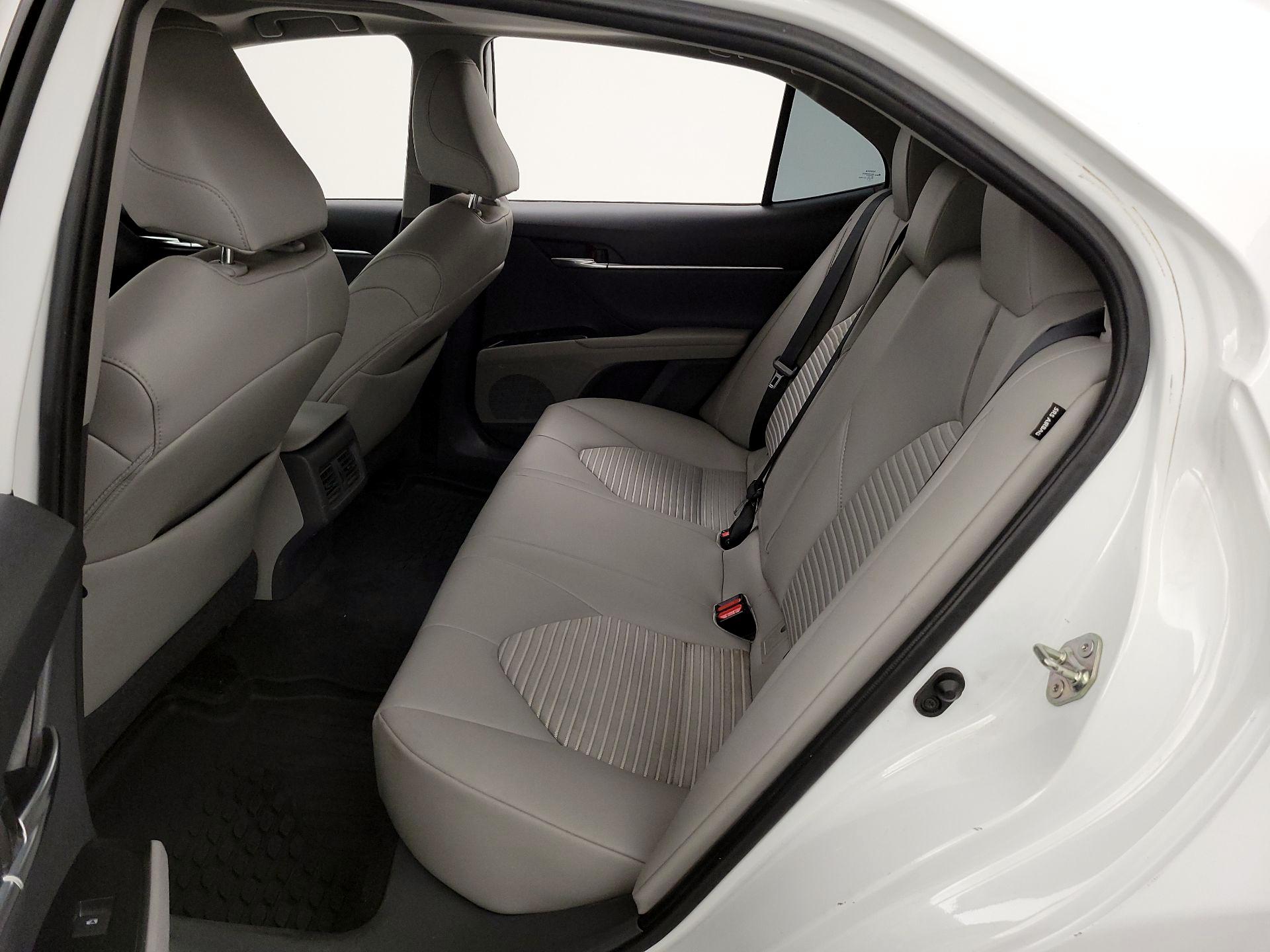 Thumbnail: 2019 Toyota Camry - 20