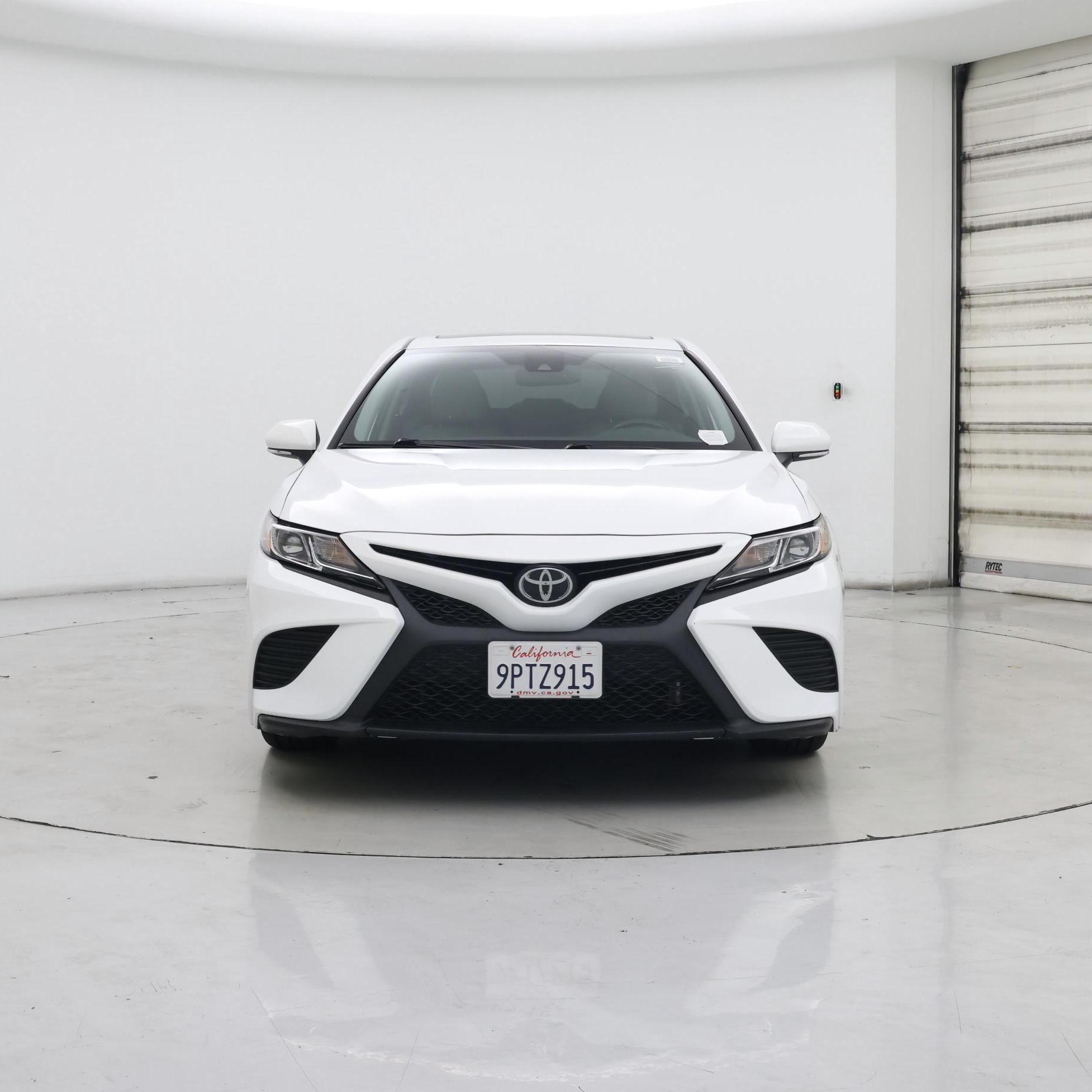Thumbnail: 2019 Toyota Camry - 5