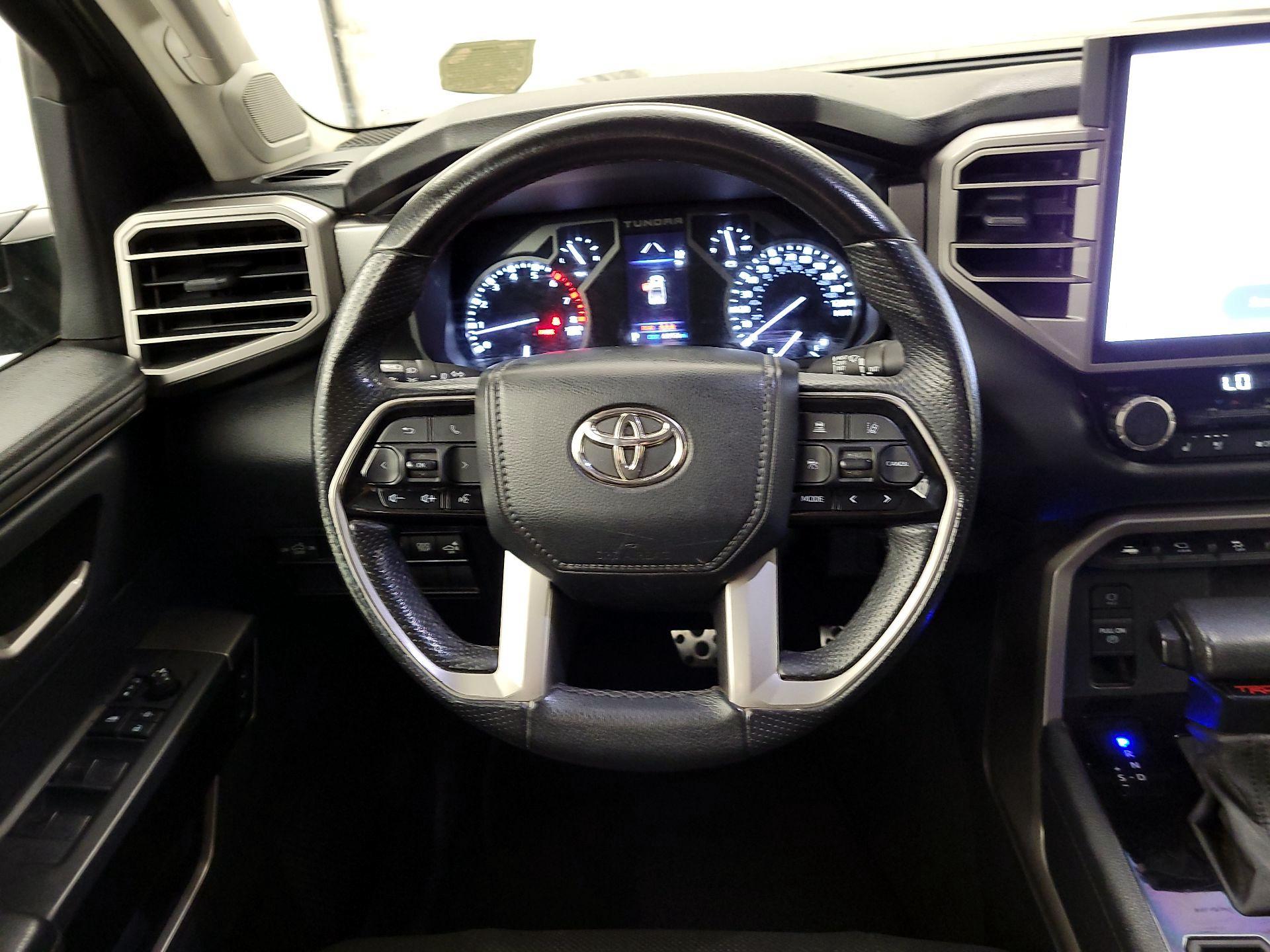 Thumbnail: 2022 Toyota Tundra - 10