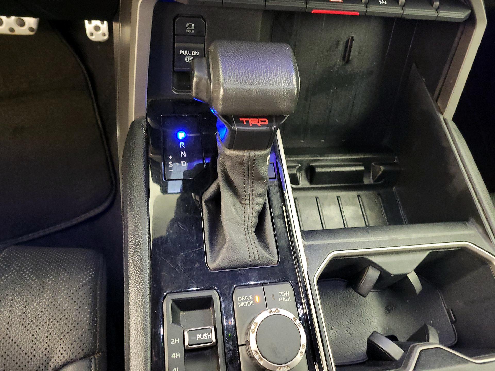 Thumbnail: 2022 Toyota Tundra - 16