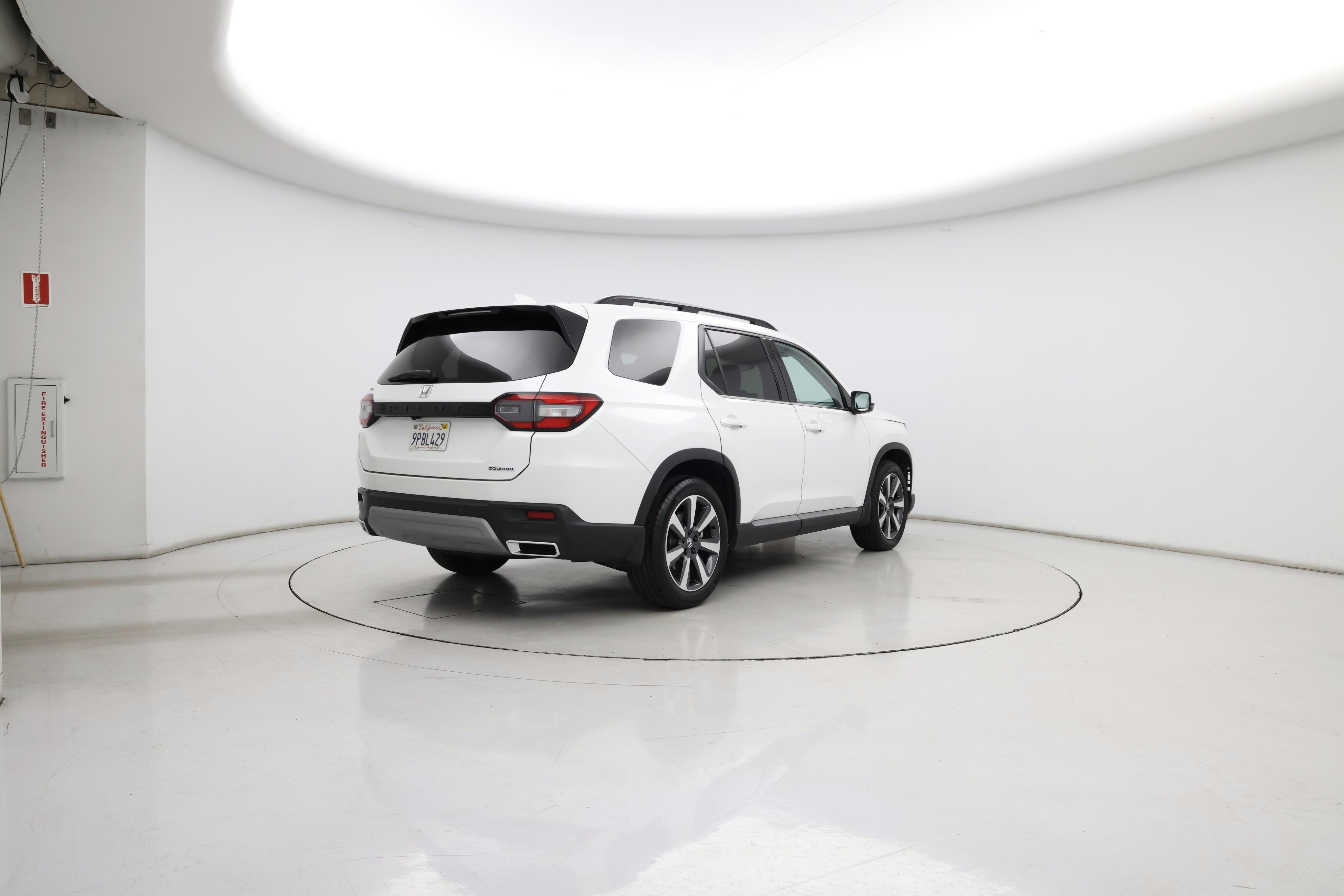Thumbnail: 2025 Honda Pilot - 8