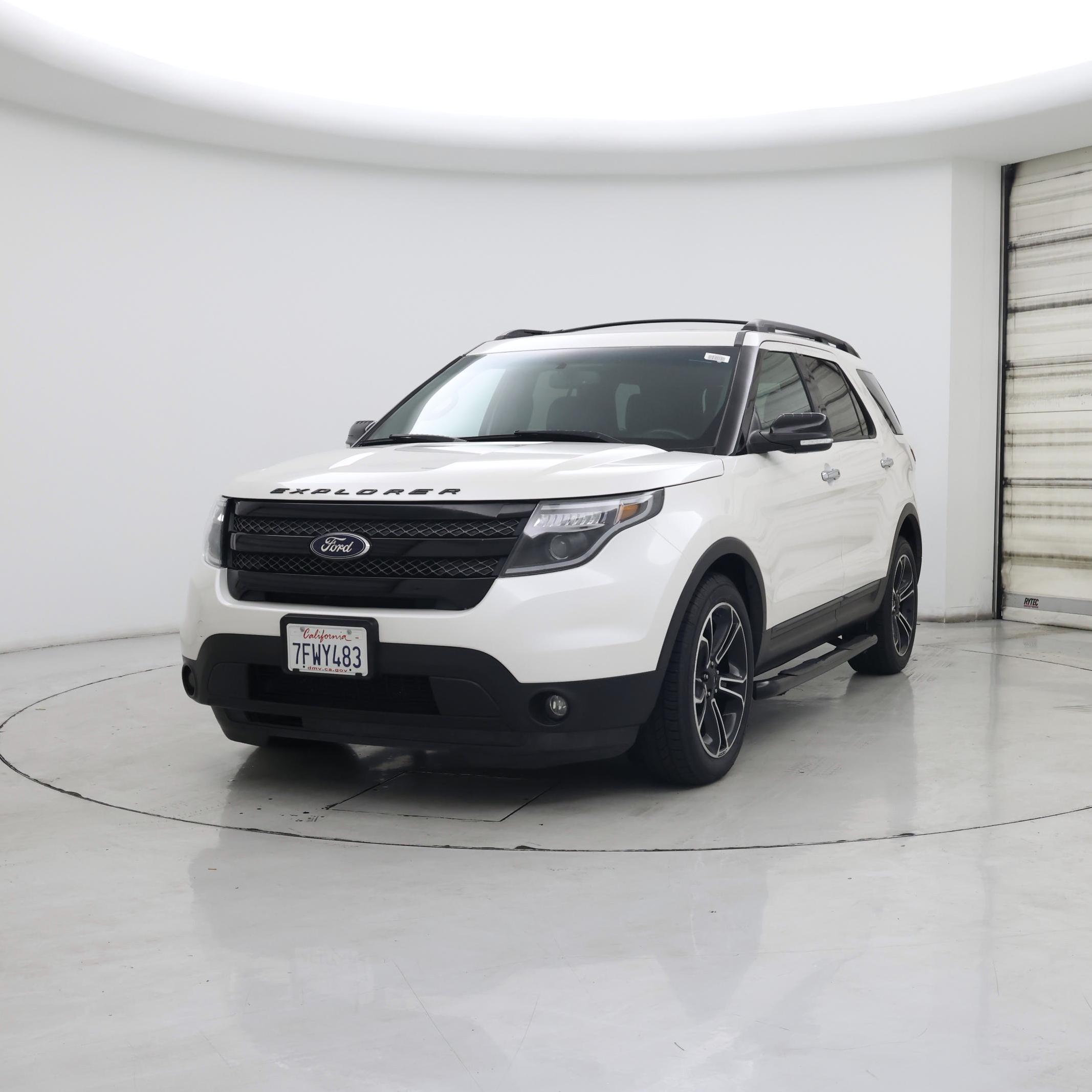 Thumbnail: 2014 Ford Explorer - 4