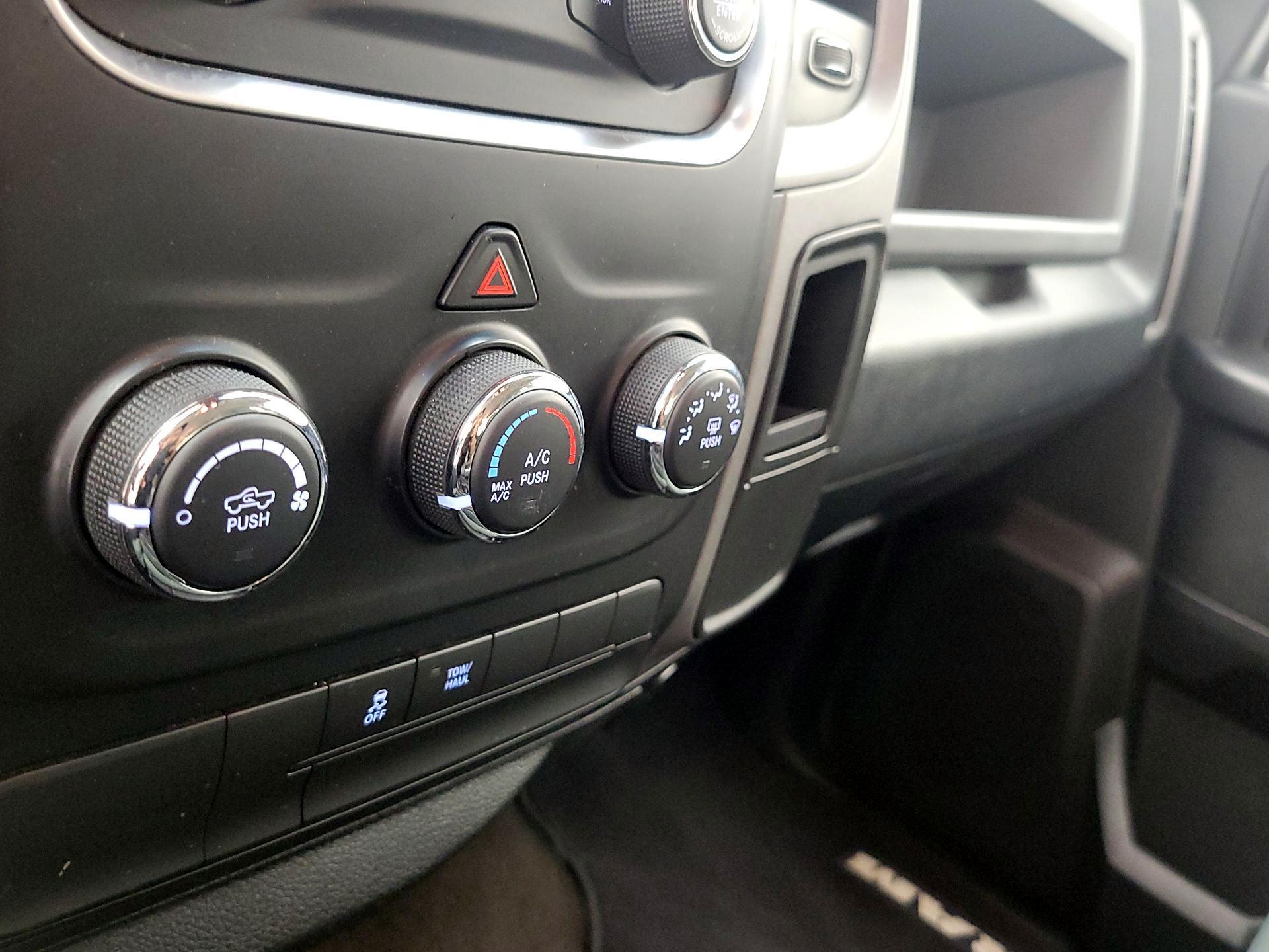 Thumbnail: 2015 RAM 1500 - 16