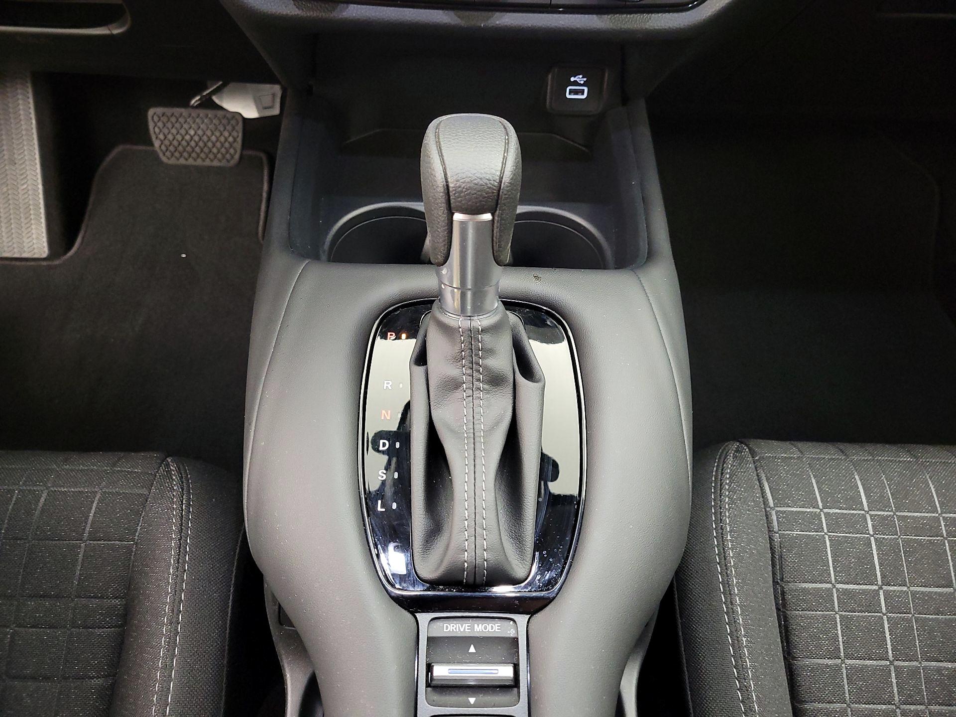 Thumbnail: 2025 Honda HR-V - 17