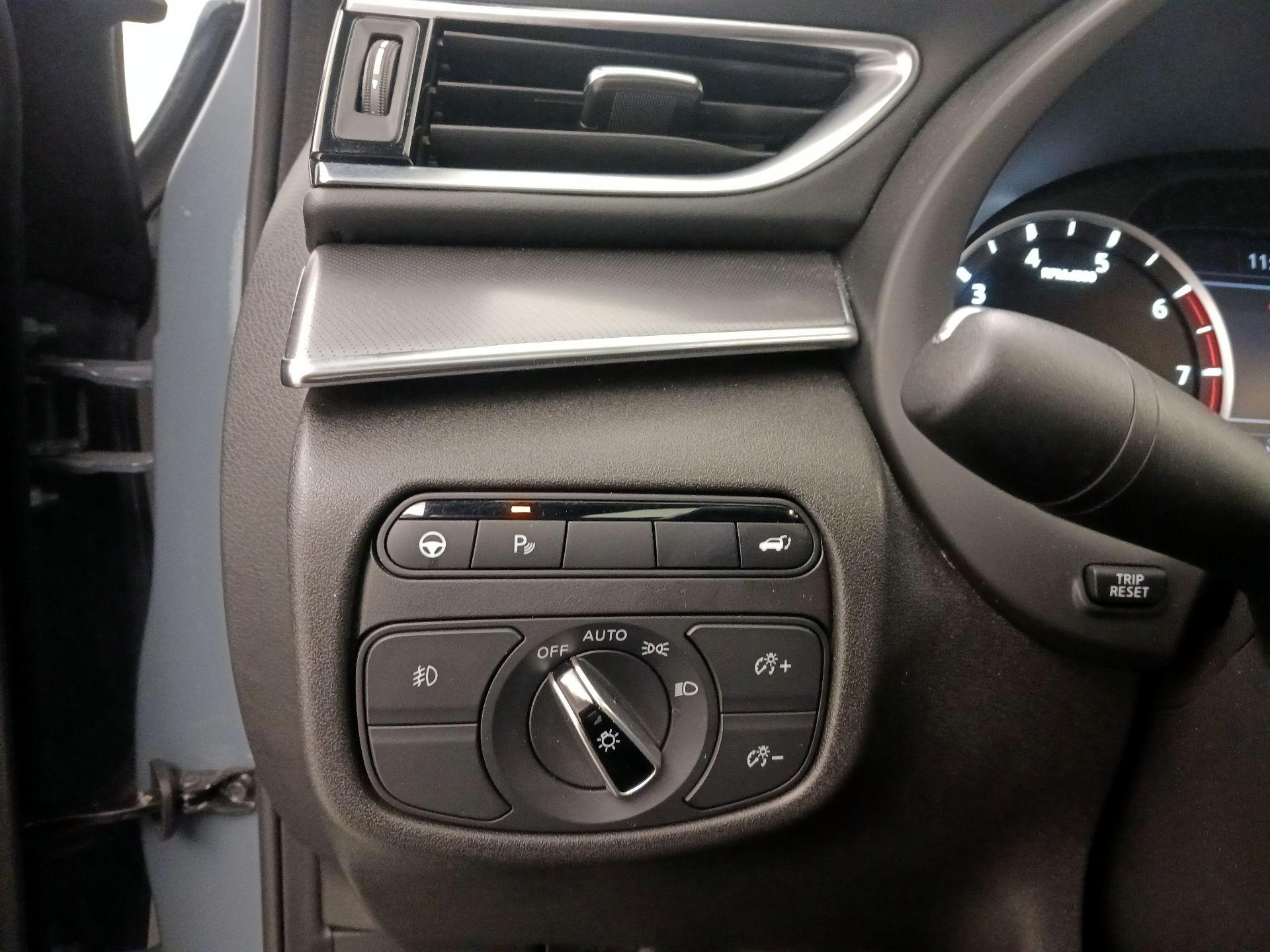 Thumbnail: 2023 INFINITI QX55 - 13
