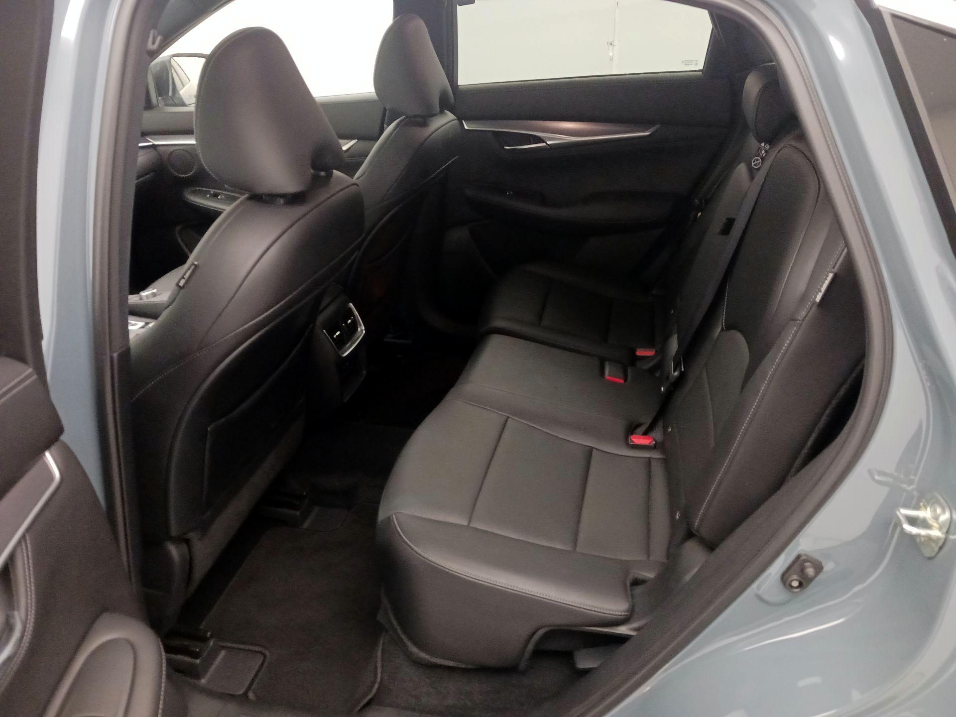 Thumbnail: 2023 INFINITI QX55 - 19