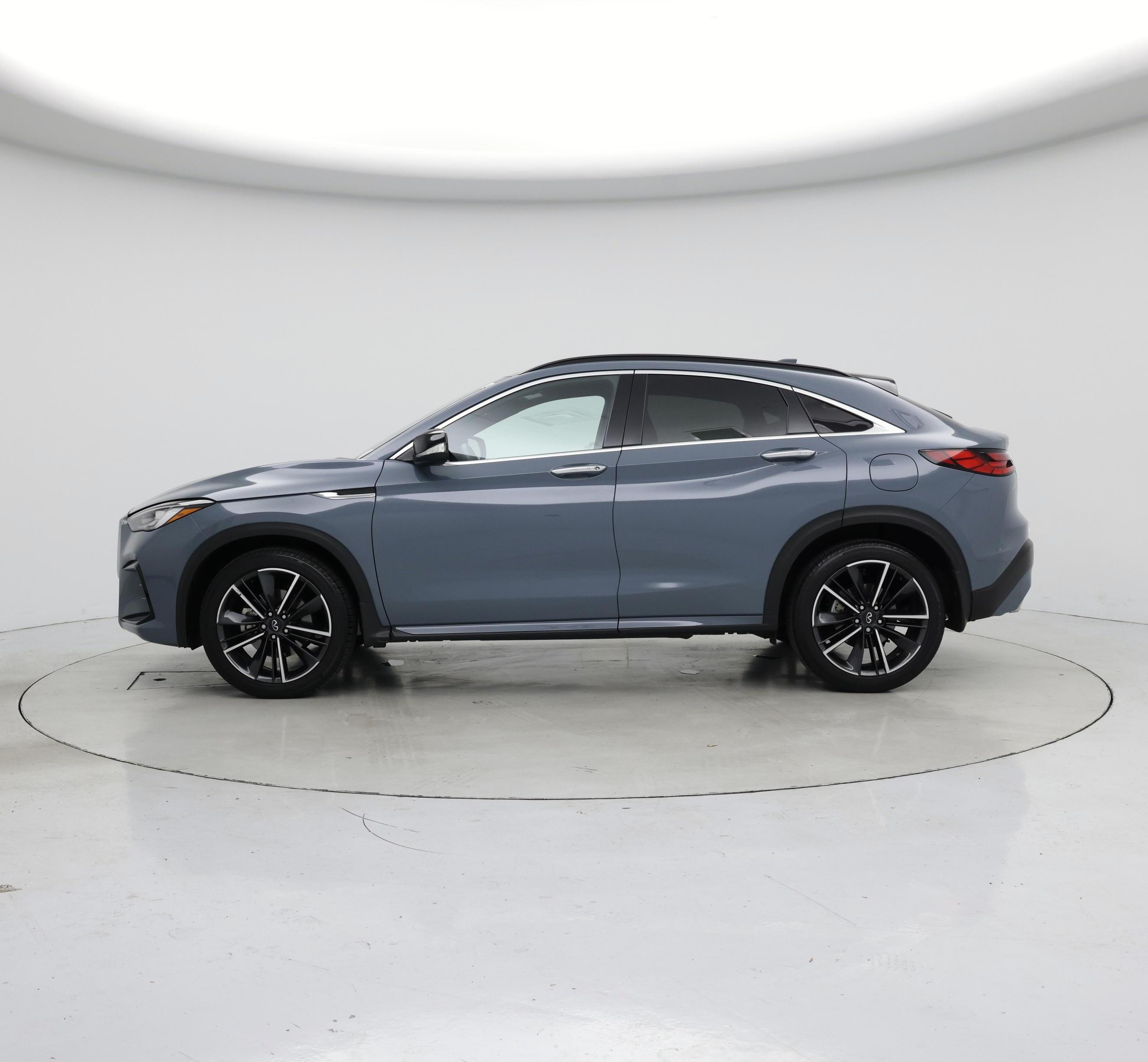 Thumbnail: 2023 INFINITI QX55 - 3
