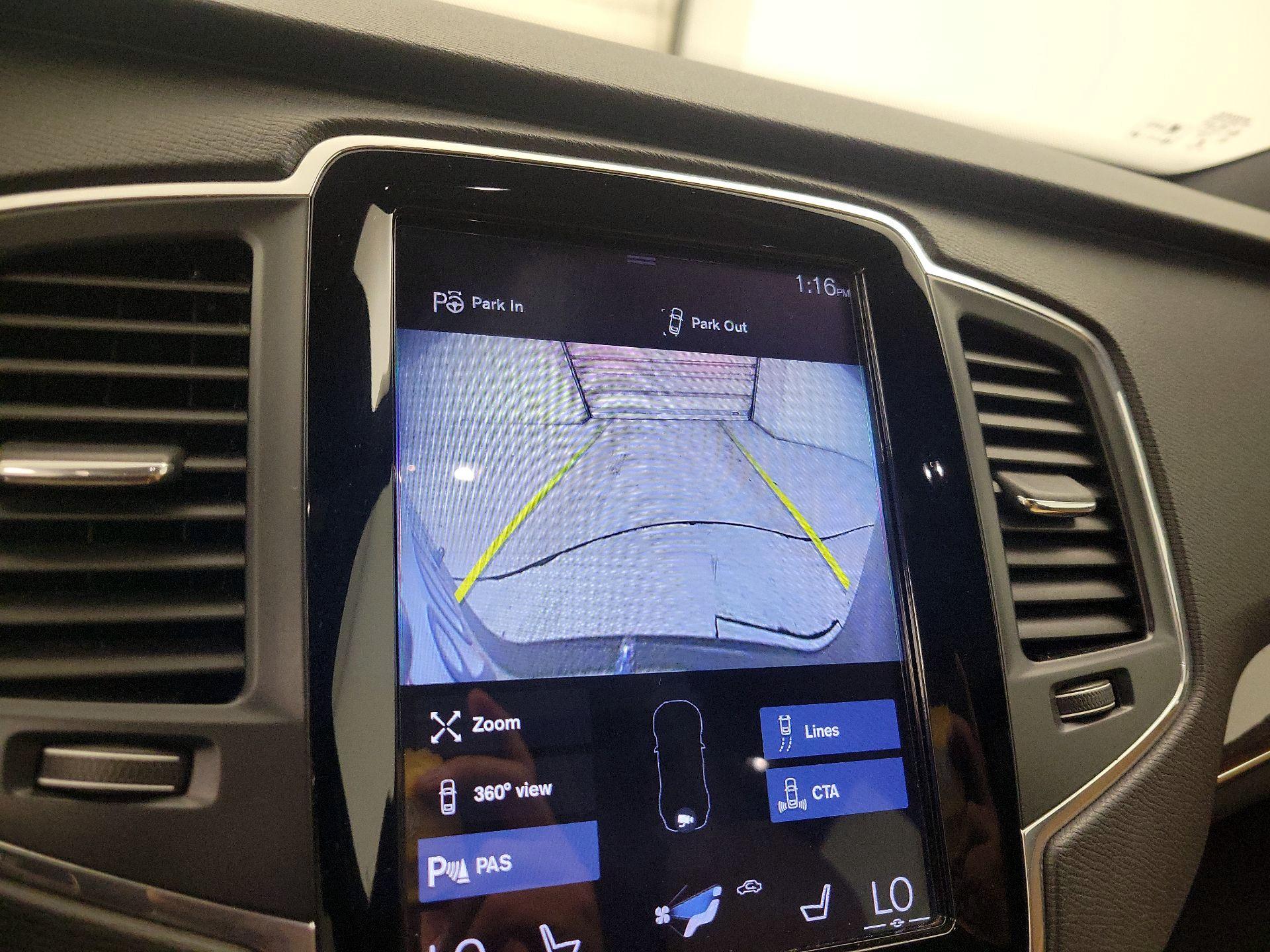 Thumbnail: 2019 Volvo XC90 - 15