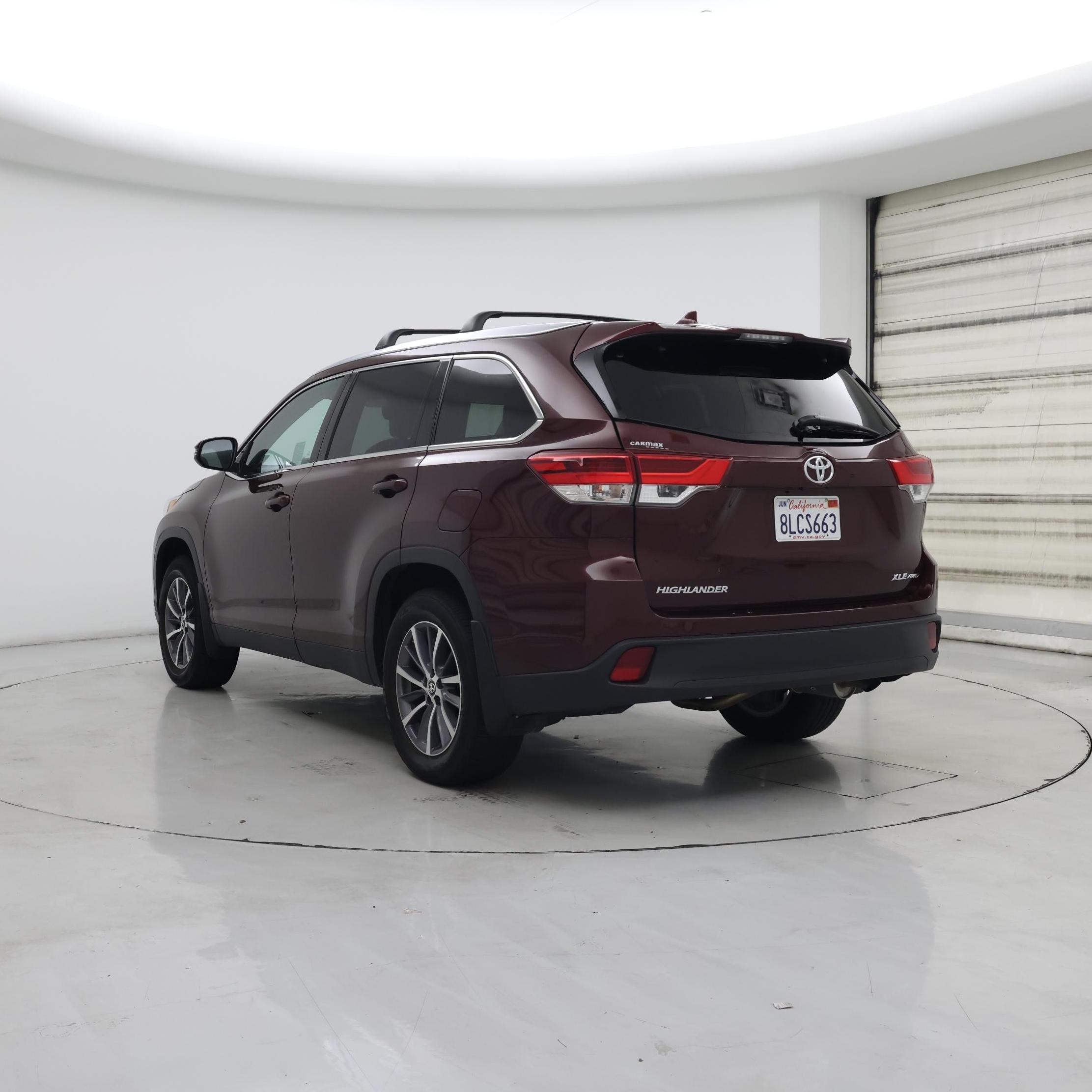 Thumbnail: 2019 Toyota Highlander - 2