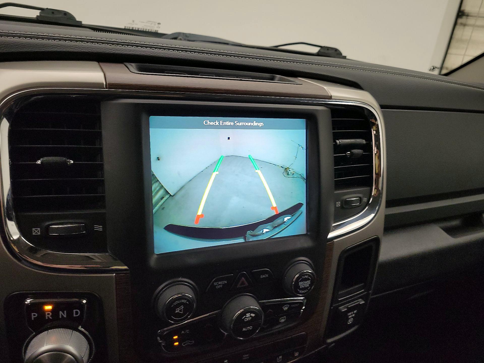 Thumbnail: 2019 RAM 1500 Classic - 14