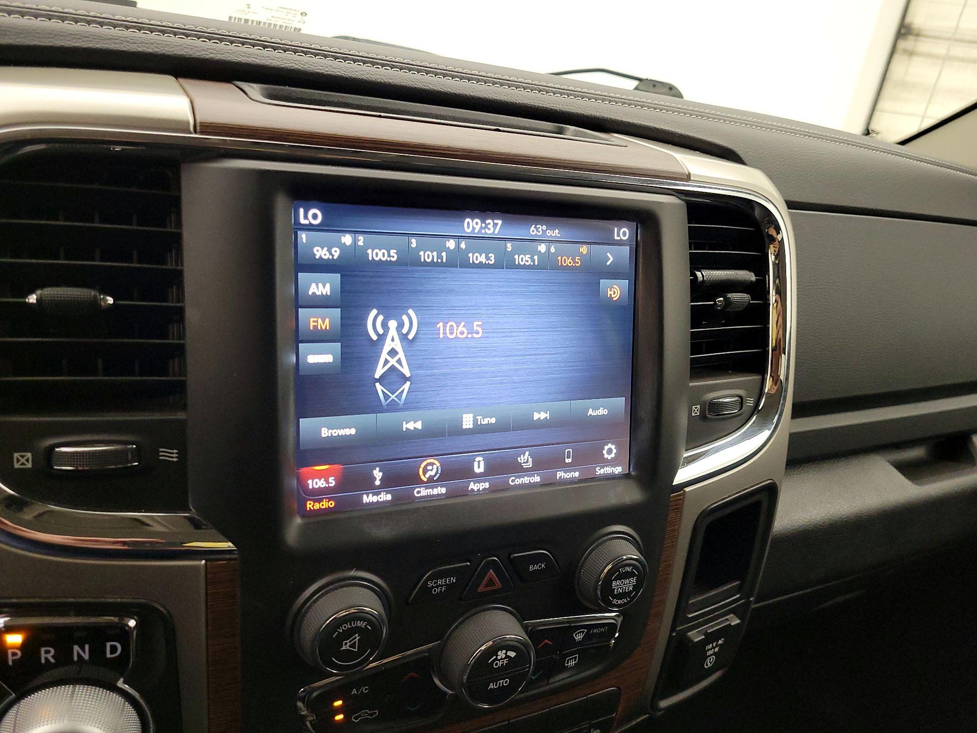 Thumbnail: 2019 RAM 1500 Classic - 15