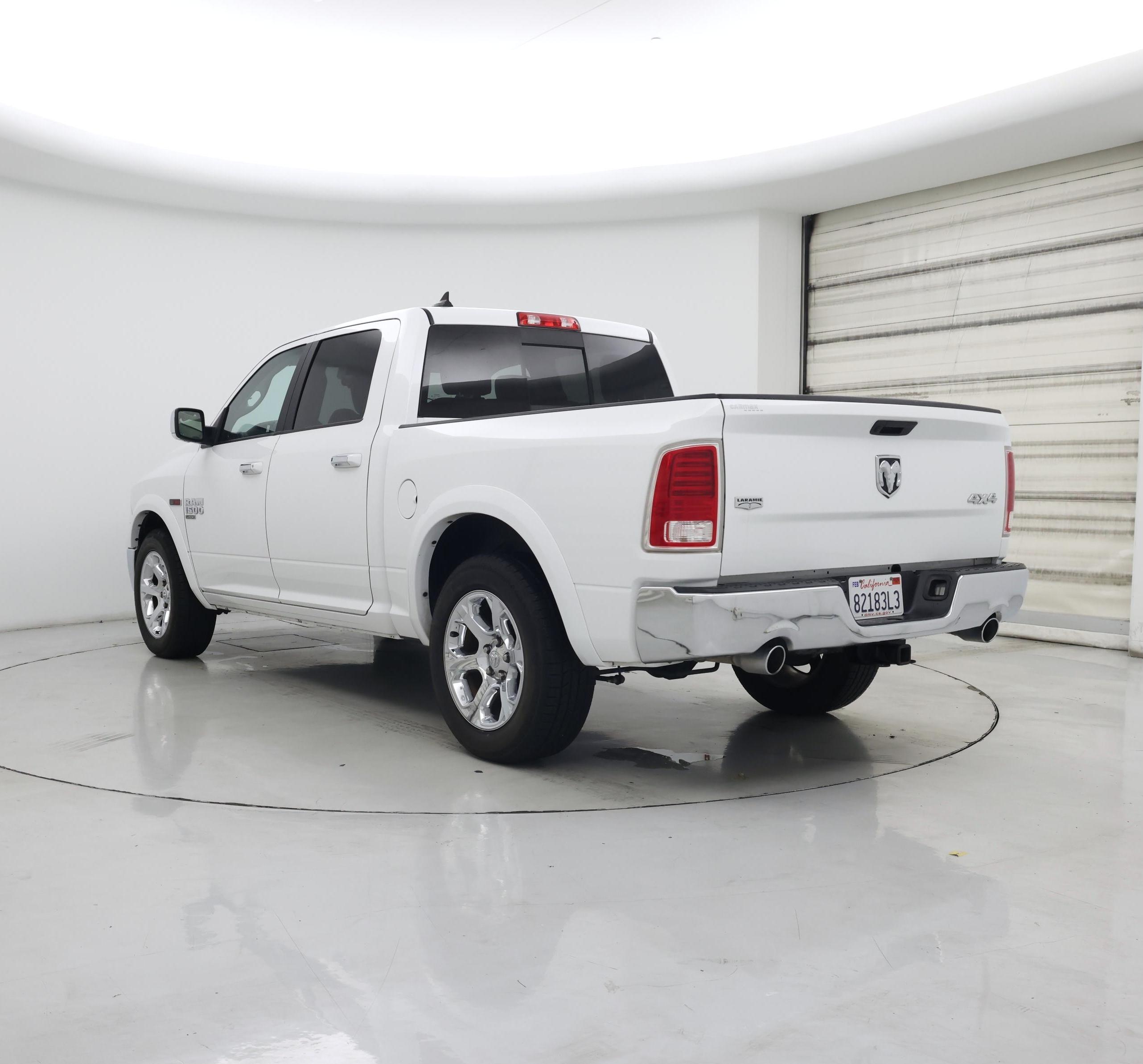 Thumbnail: 2019 RAM 1500 Classic - 2