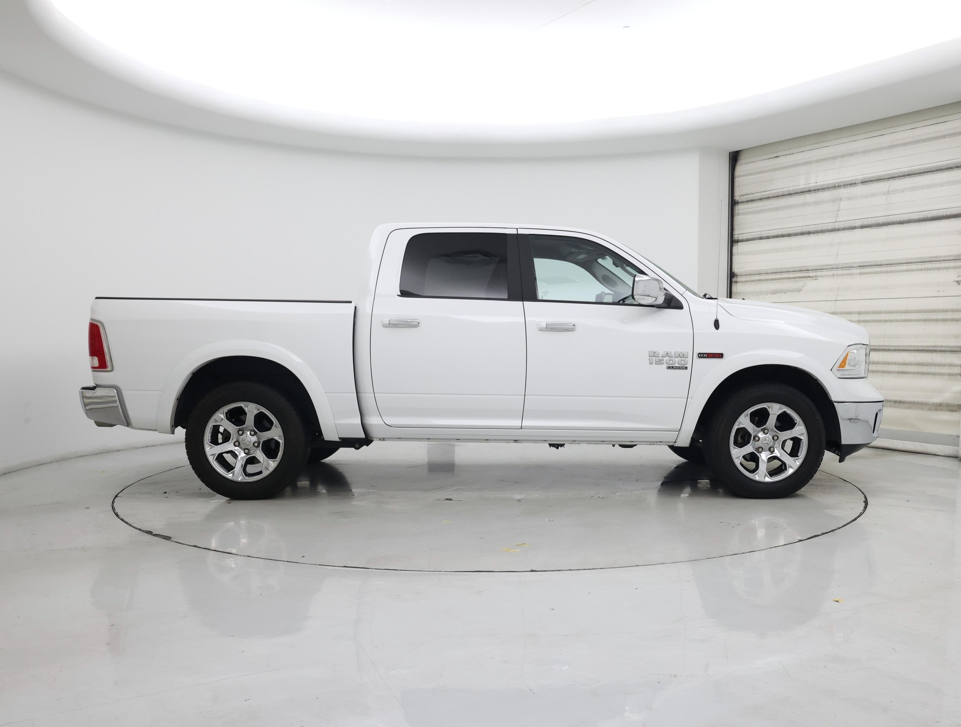 Thumbnail: 2019 RAM 1500 Classic - 7