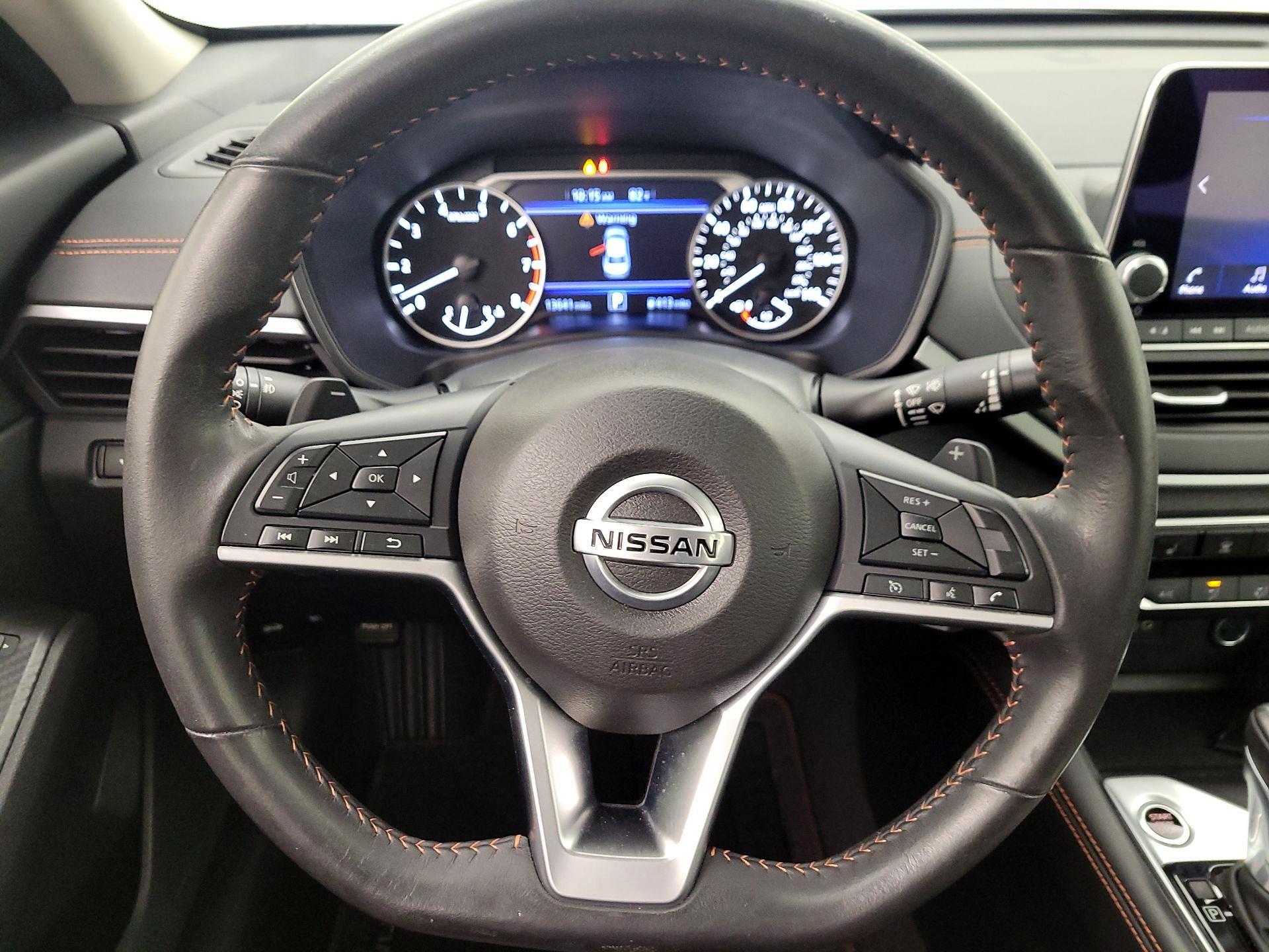 Thumbnail: 2022 Nissan Altima - 10