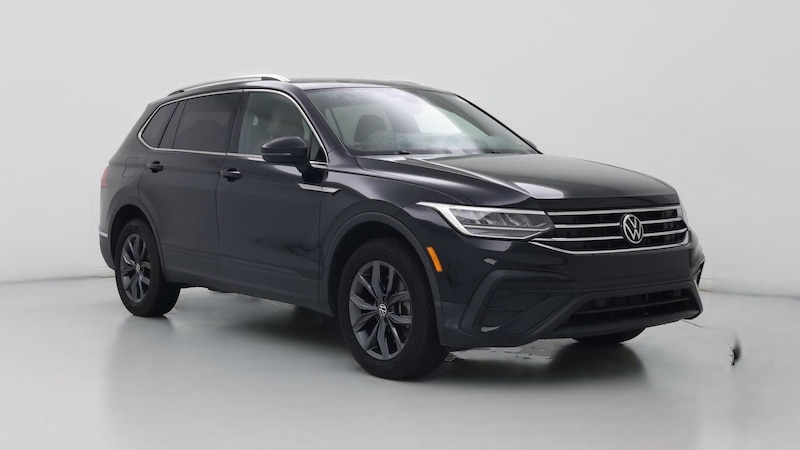 2022 Volkswagen Tiguan SE Hero Image