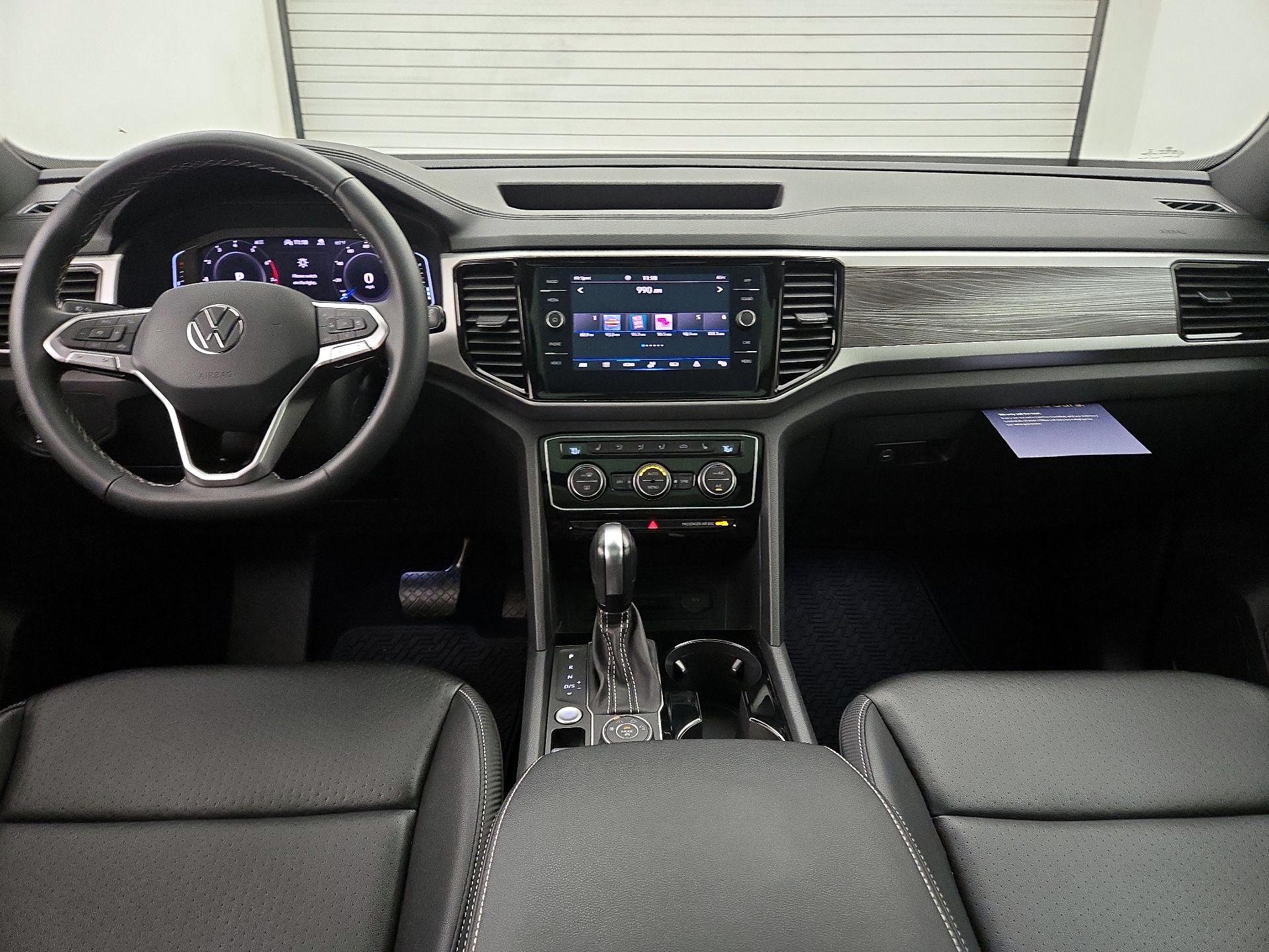 Thumbnail: 2022 Volkswagen Atlas - 8