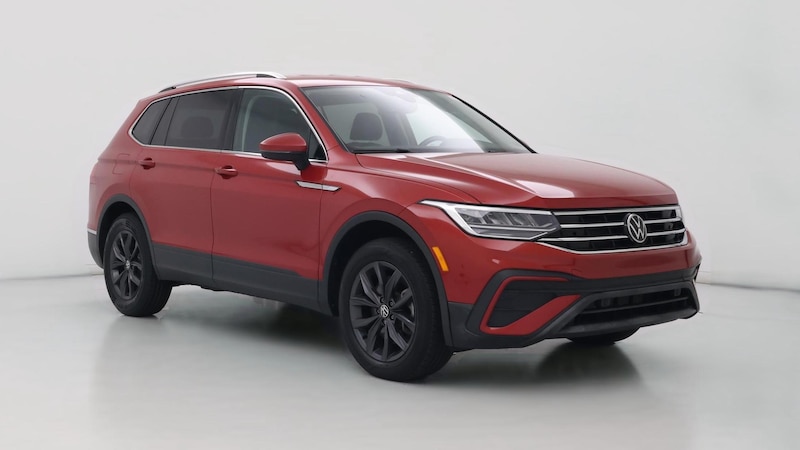 2022 Volkswagen Tiguan SE Hero Image