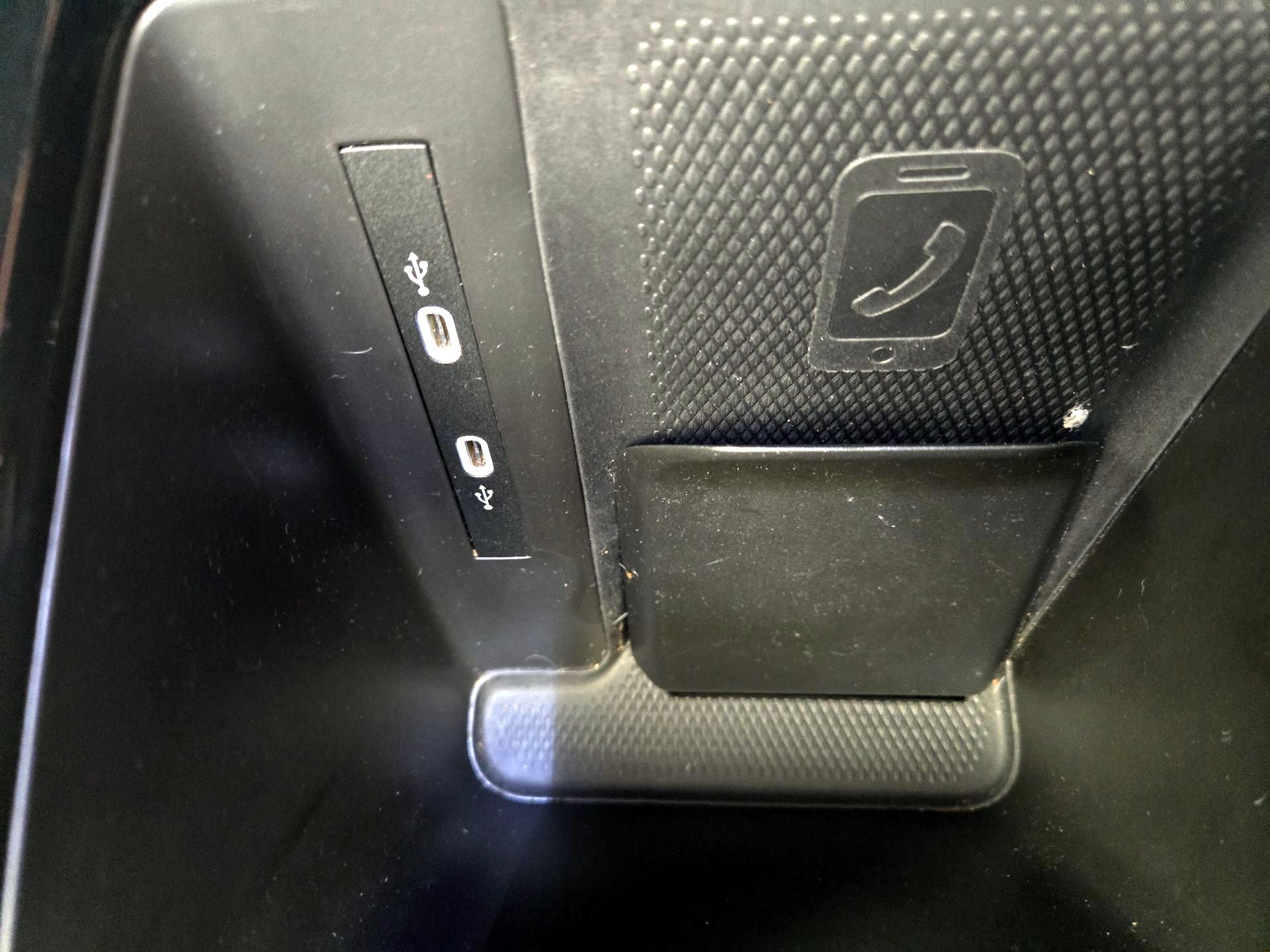 Thumbnail: 2023 Volkswagen ID.4 - 19