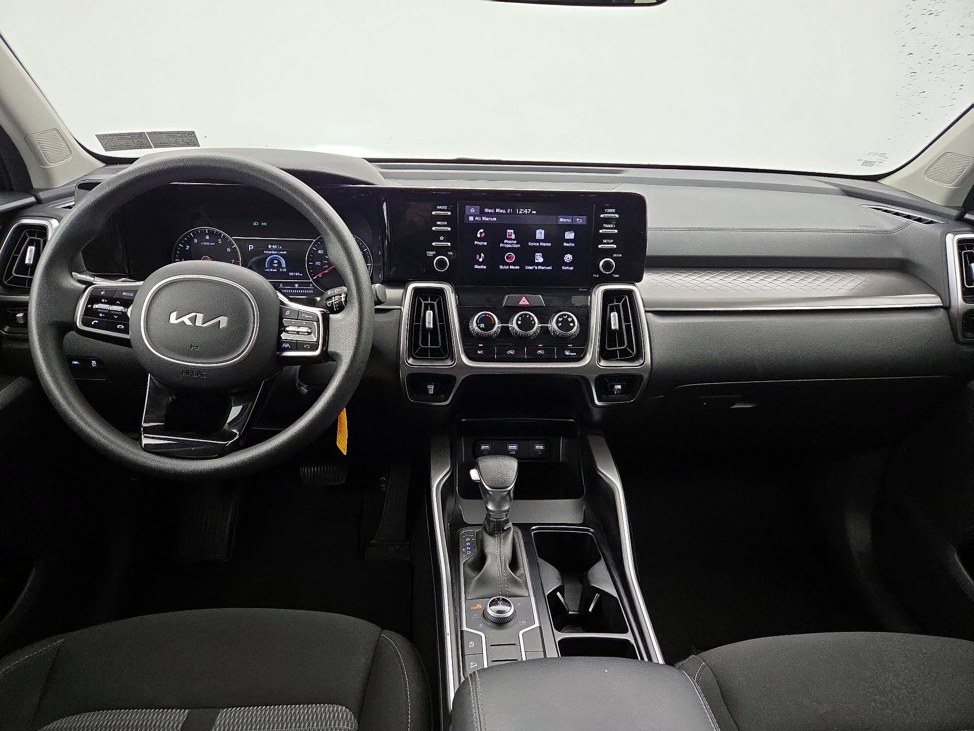 Thumbnail: 2022 Kia Sorento - 9