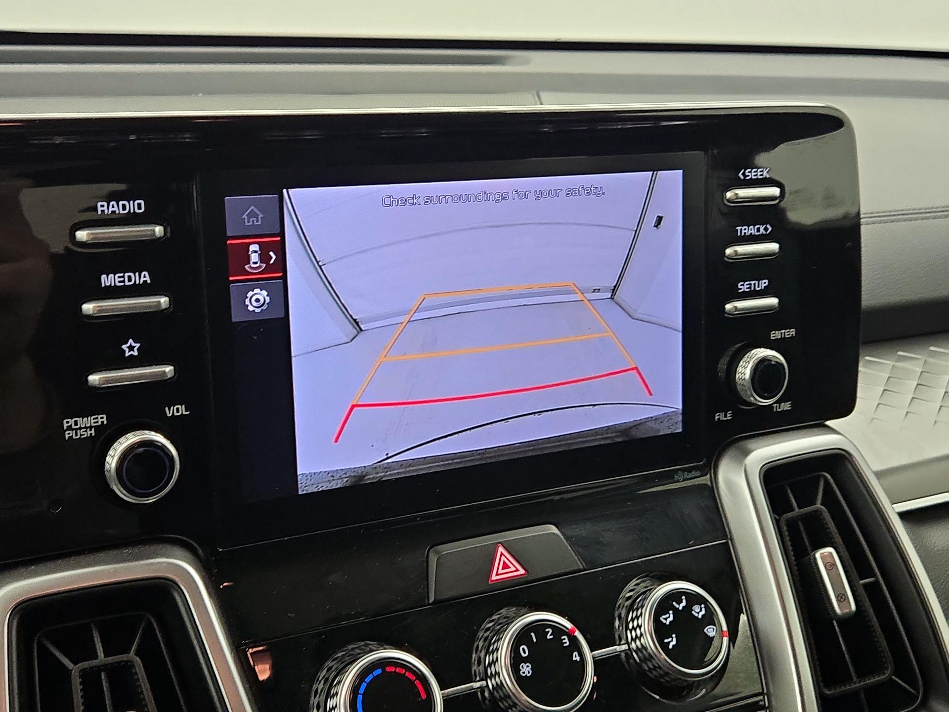 Thumbnail: 2022 Kia Sorento - 14