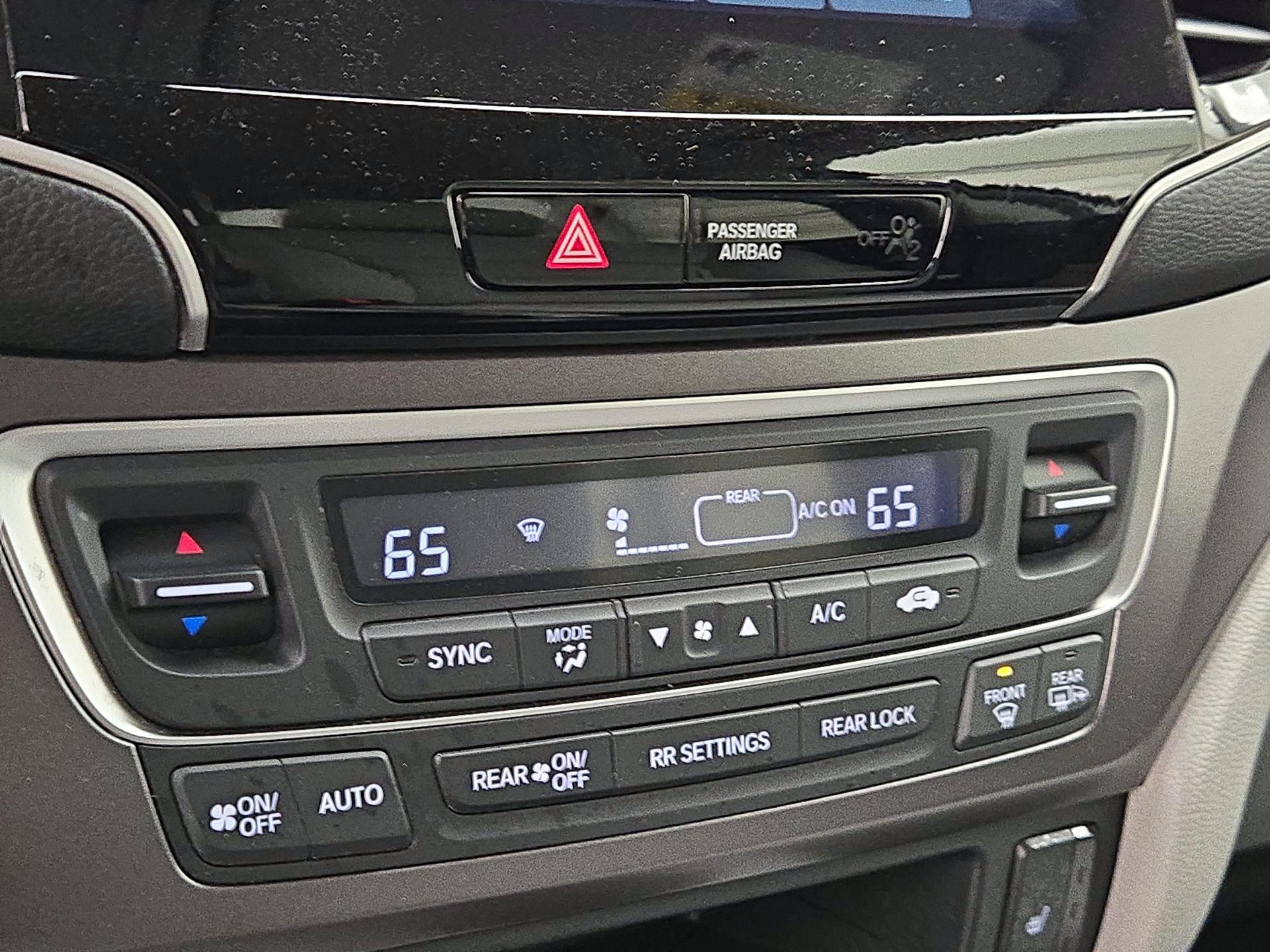 Thumbnail: 2021 Honda Pilot - 16