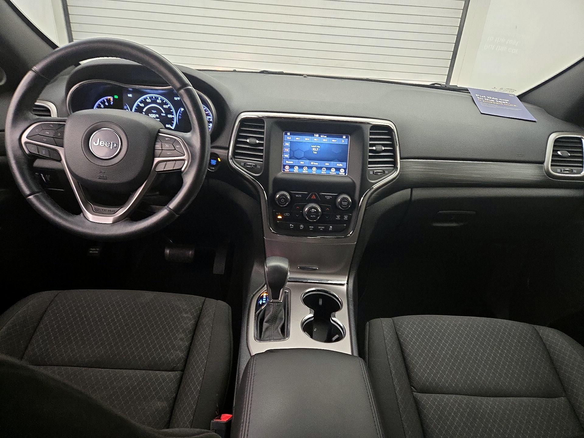 Thumbnail: 2019 Jeep Grand Cherokee - 9