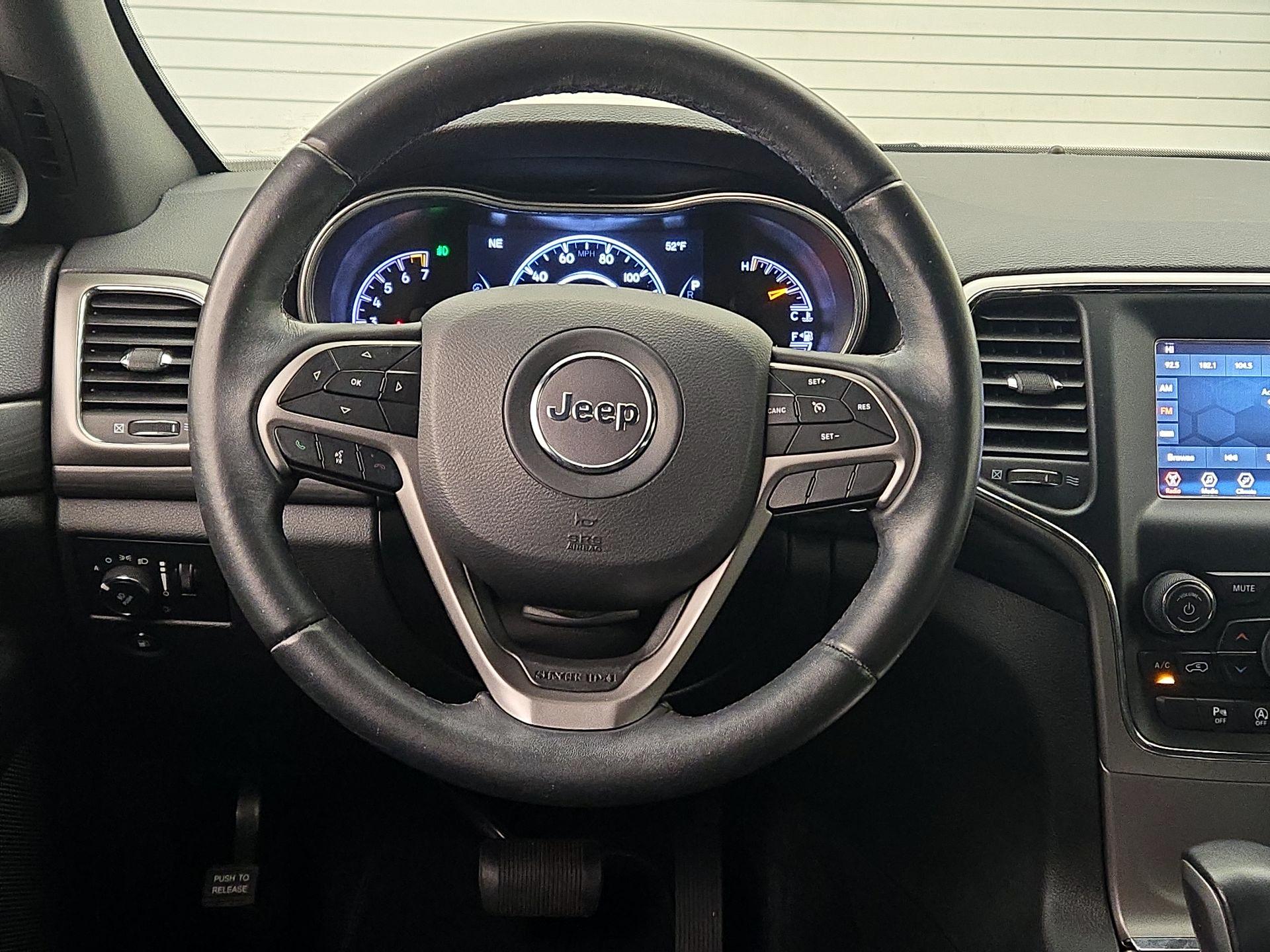 Thumbnail: 2019 Jeep Grand Cherokee - 10