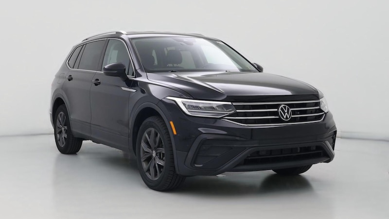 2022 Volkswagen Tiguan SE Hero Image