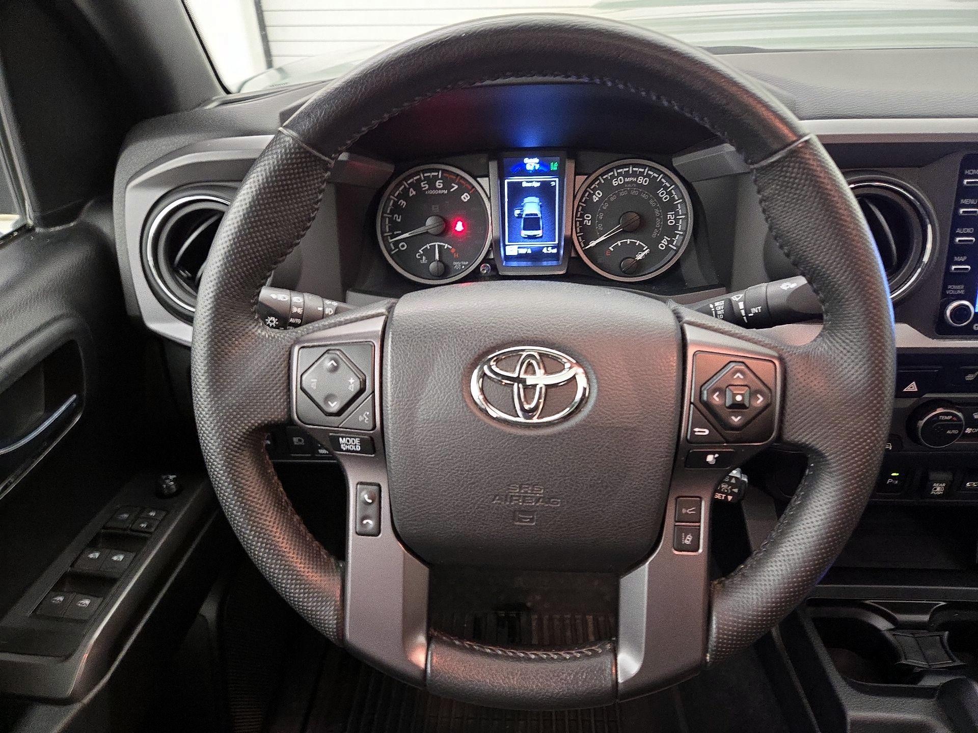Thumbnail: 2022 Toyota Tacoma - 10