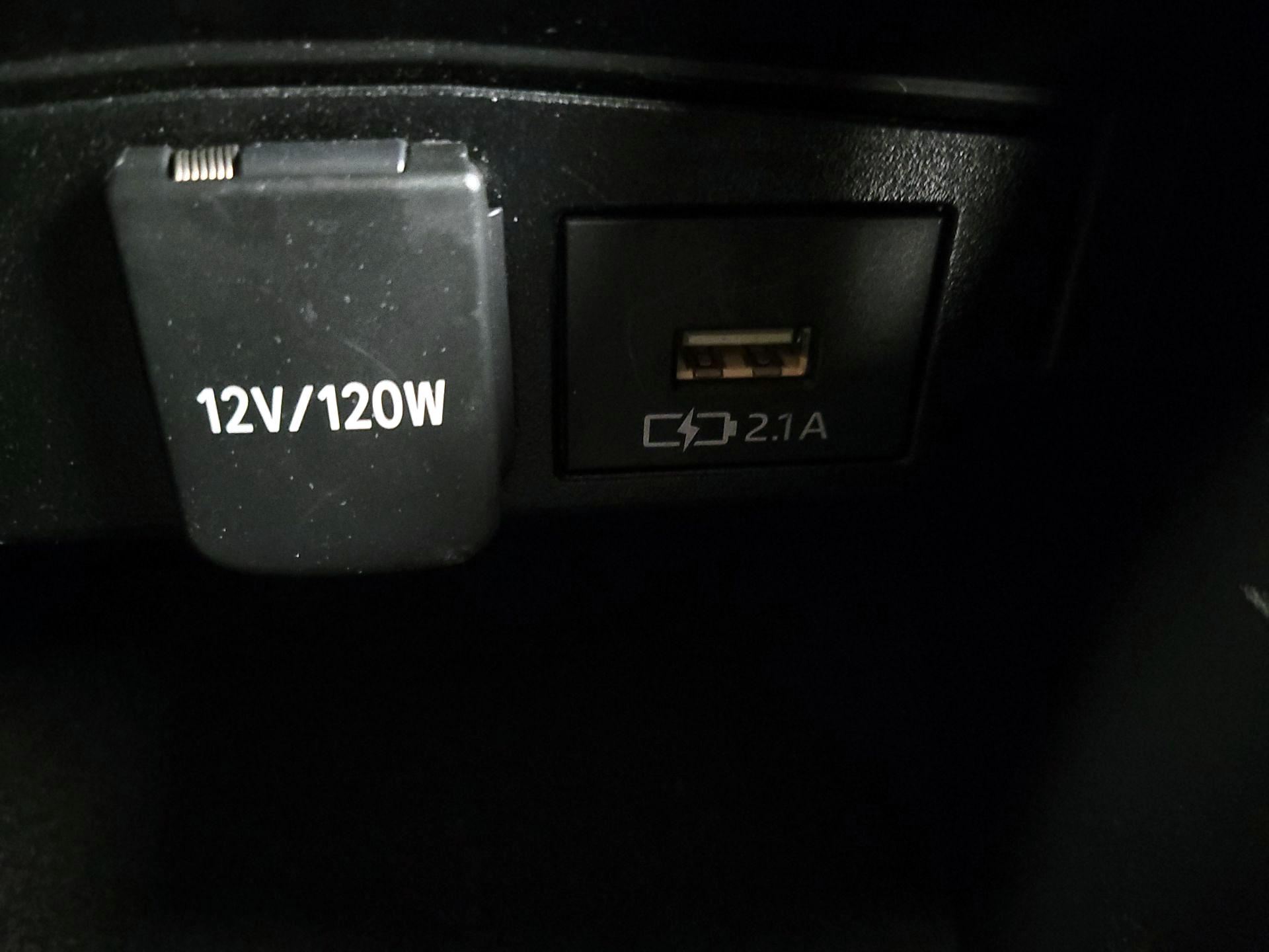 Thumbnail: 2020 Toyota Corolla - 18