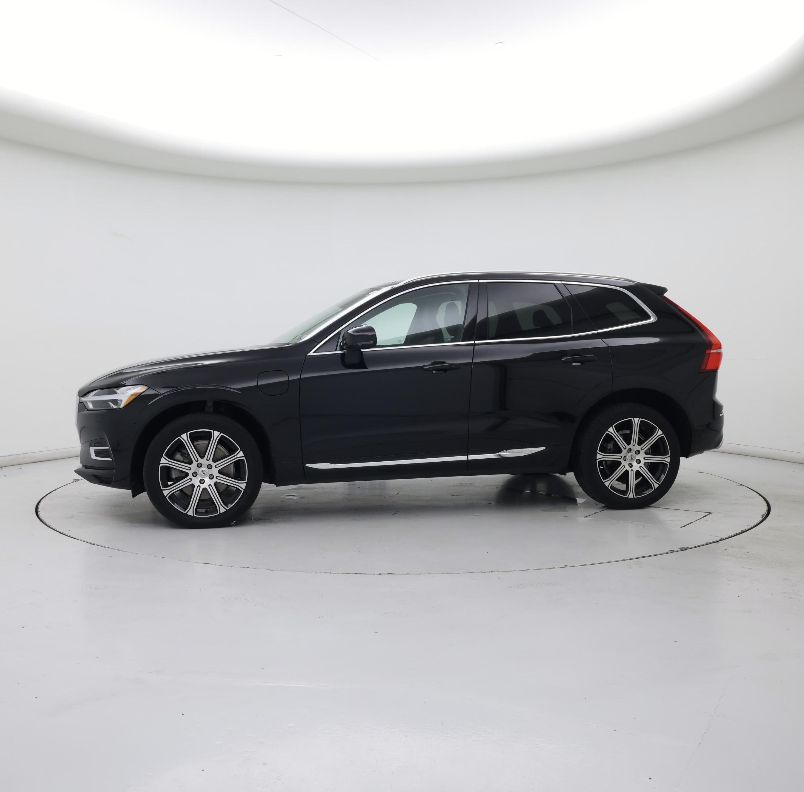 Thumbnail: 2020 Volvo XC60 - 3