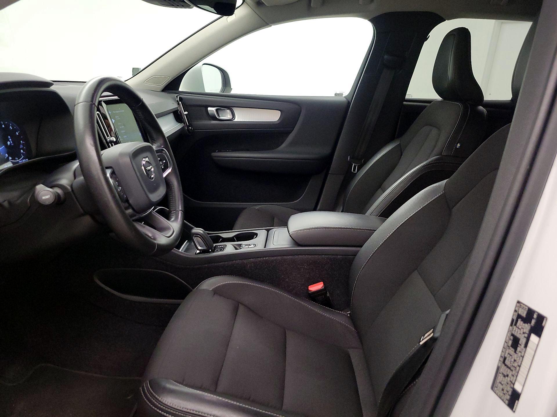 Thumbnail: 2020 Volvo XC40 - 11