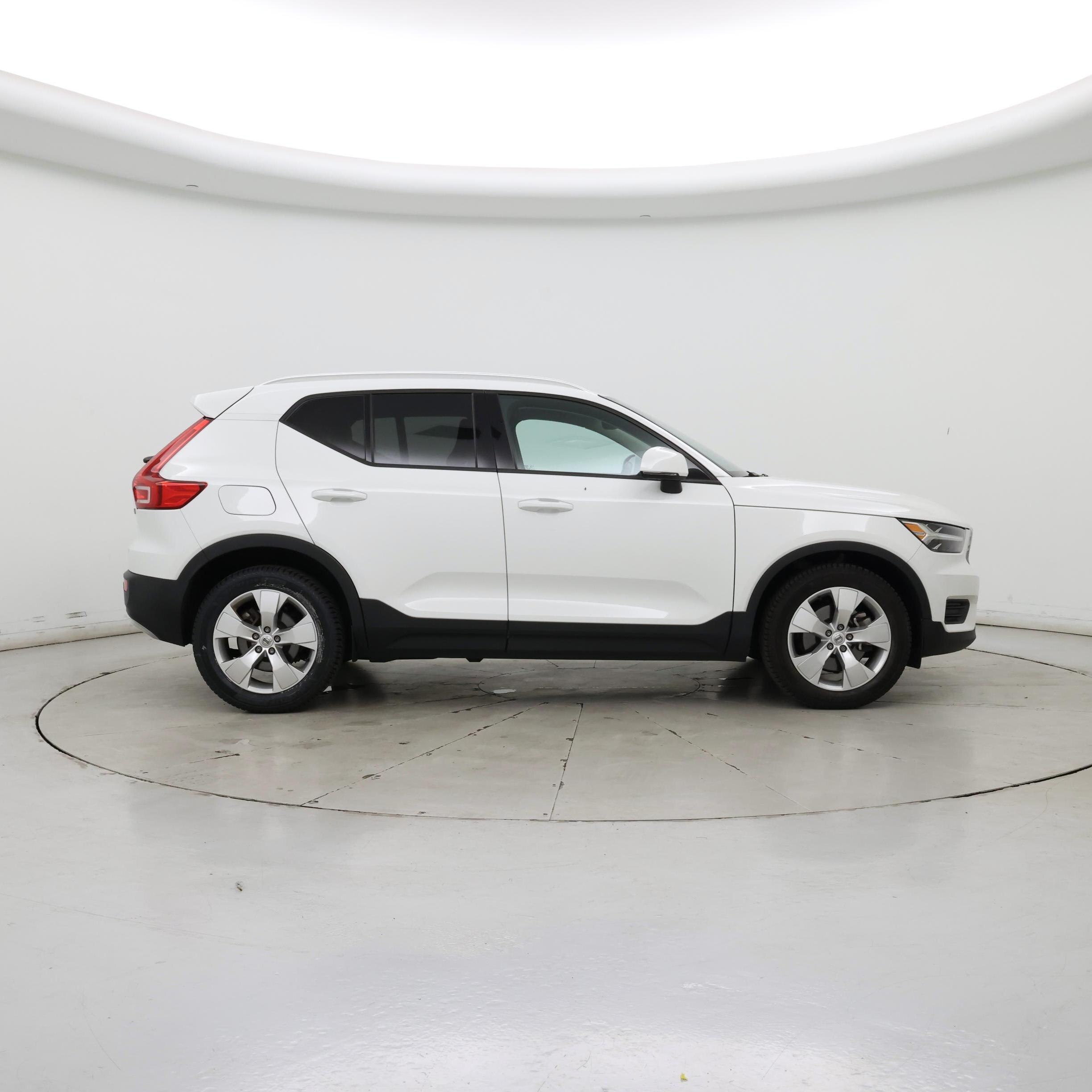 Thumbnail: 2020 Volvo XC40 - 7