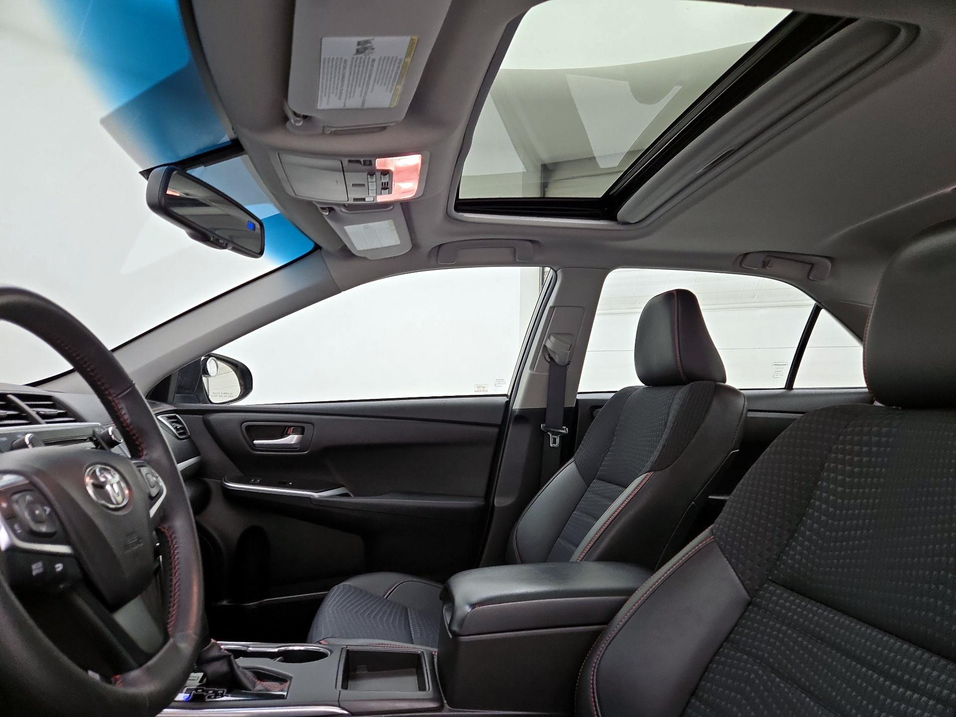 Thumbnail: 2015 Toyota Camry - 19