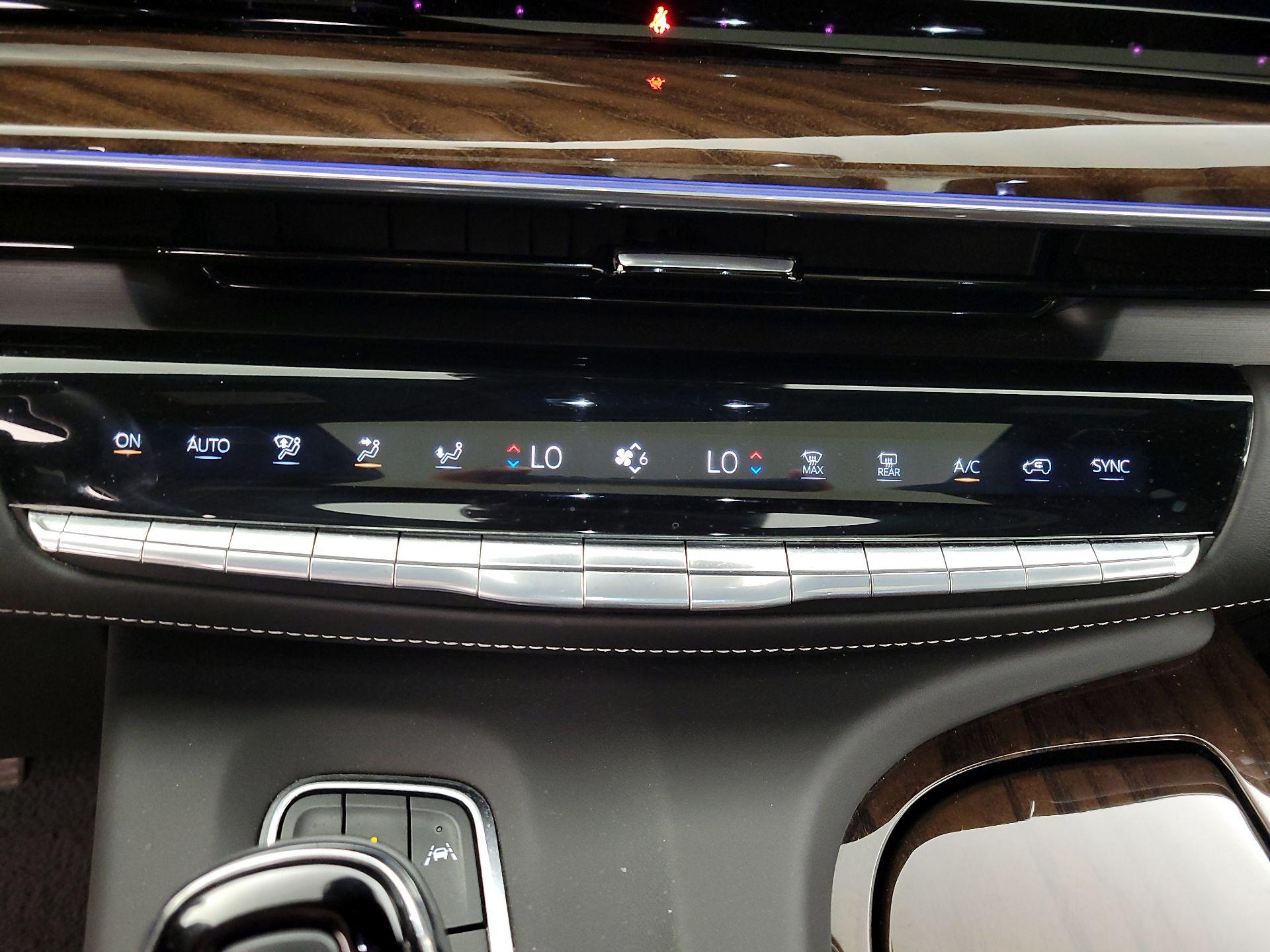 Thumbnail: 2023 Cadillac Escalade - 17
