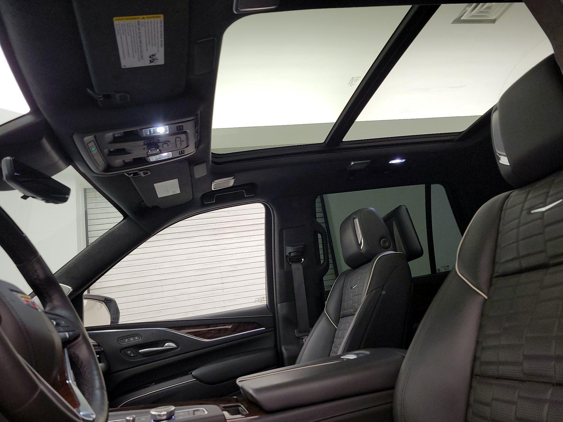 Thumbnail: 2023 Cadillac Escalade - 20