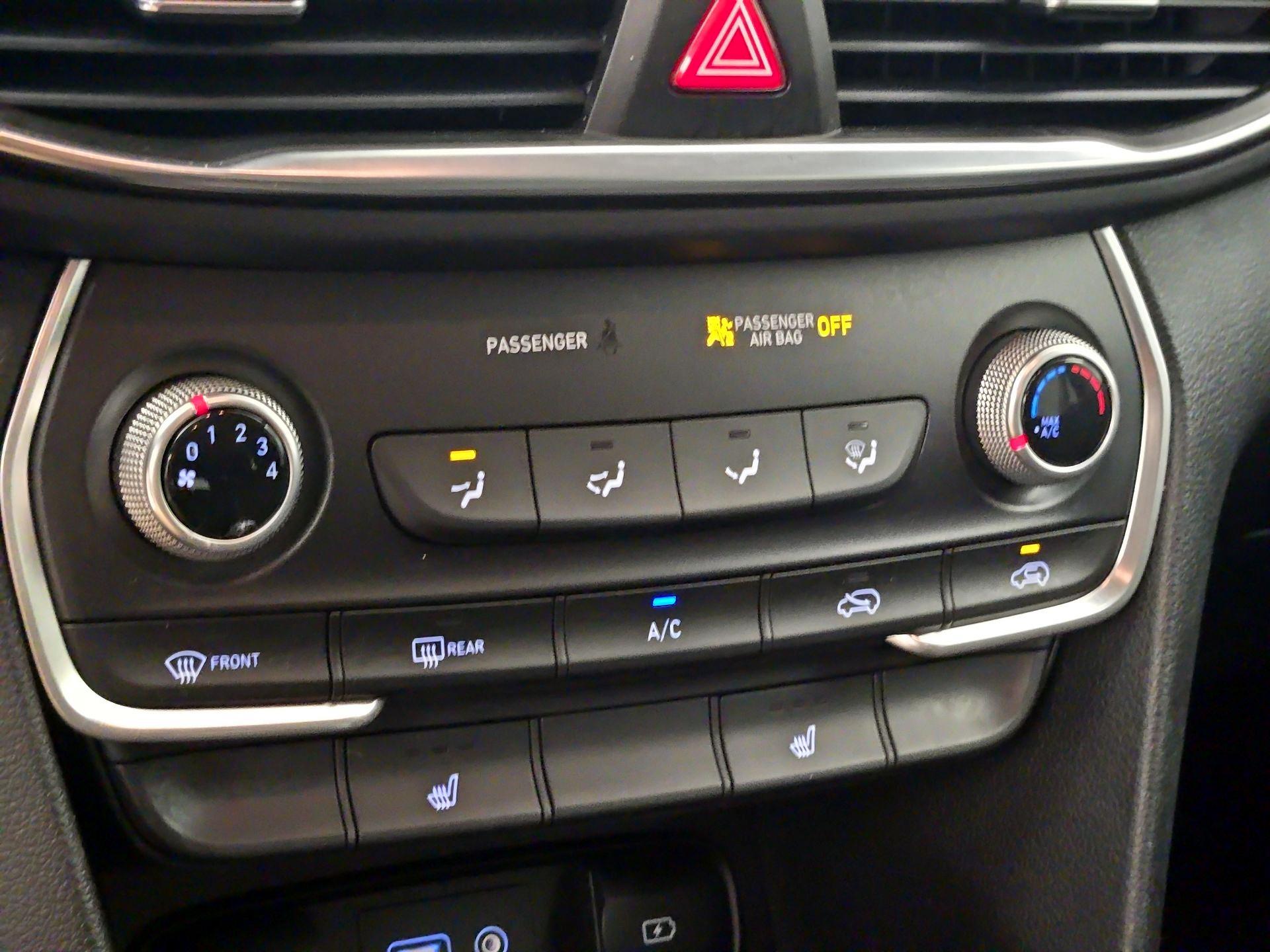 Thumbnail: 2020 Hyundai Santa Fe - 16
